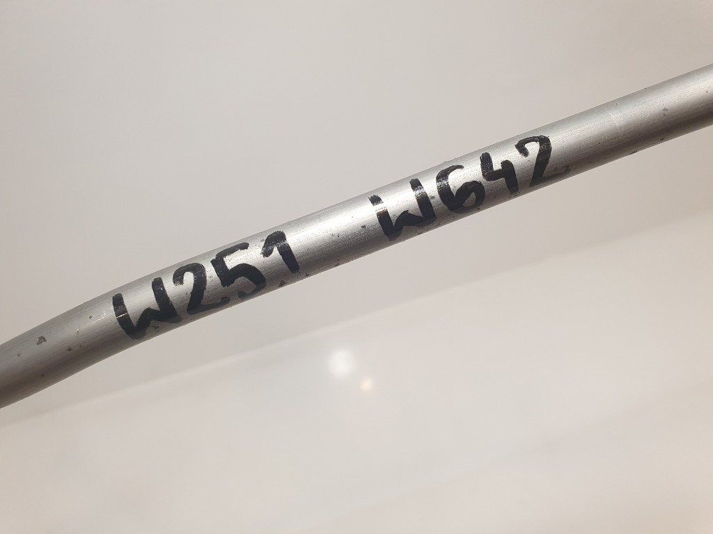 MERCEDES W251 ML W164 BAGNET MIARKA OLEJU Producent części Mercedes-Benz OE