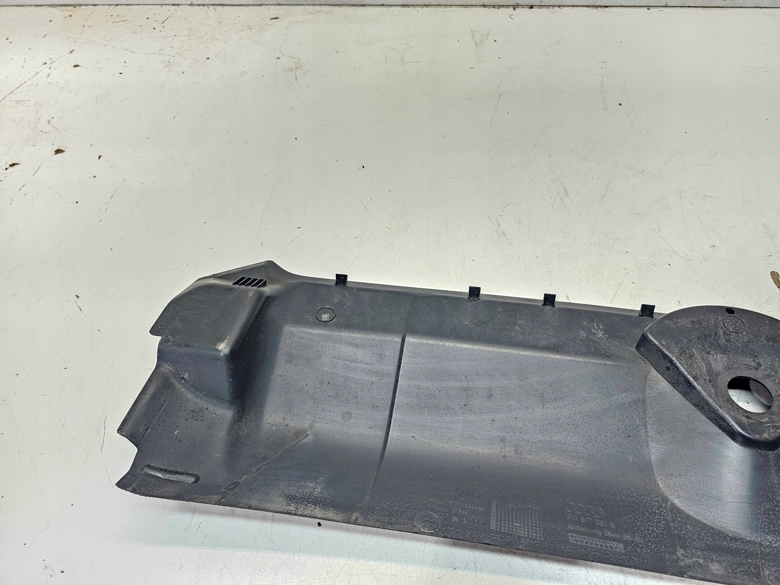 cap supports front AUDI A5 8W 8W6807081B