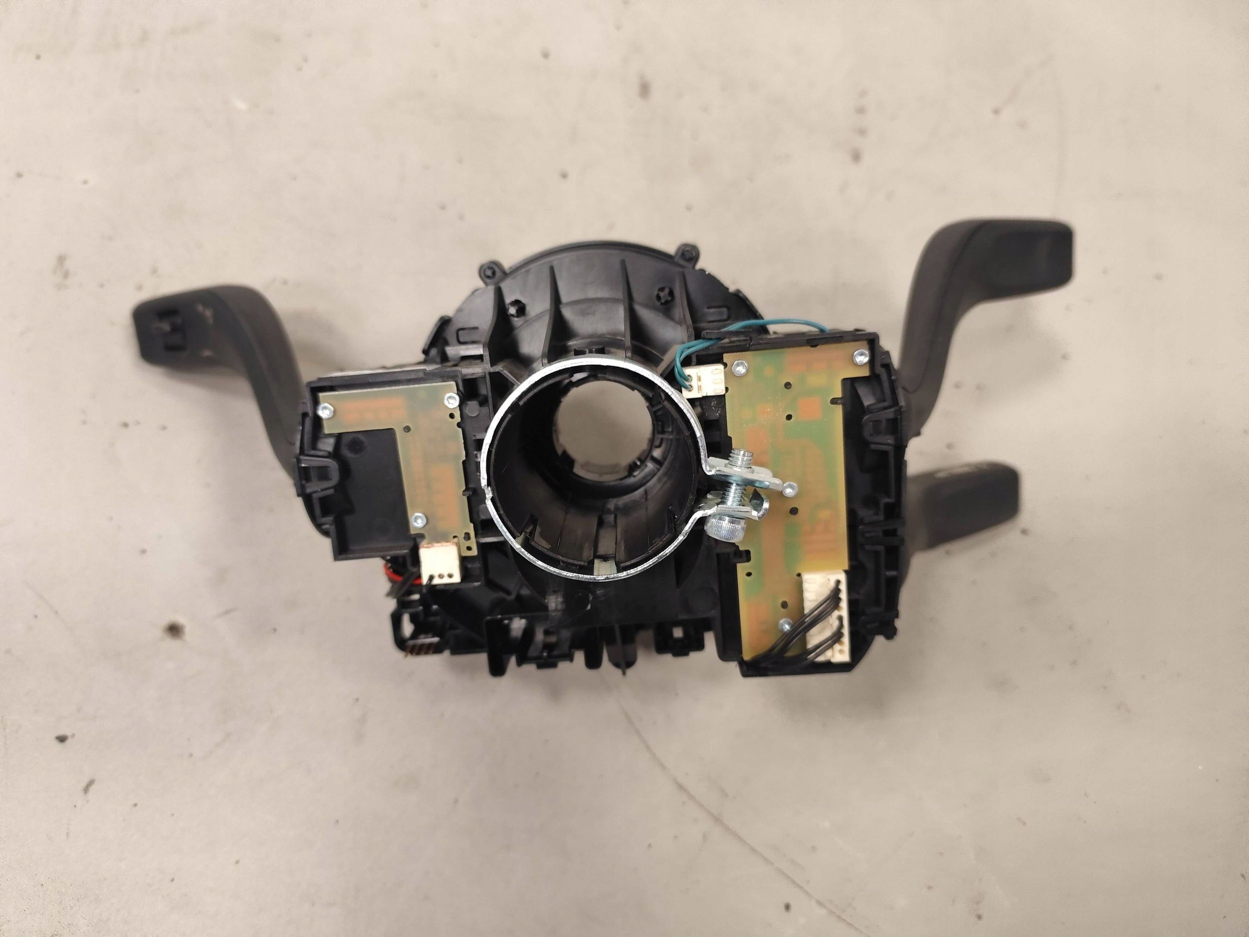 PORSCHE MACAN 95B LIFT steering wheel levers and controls ring control 95B953568G