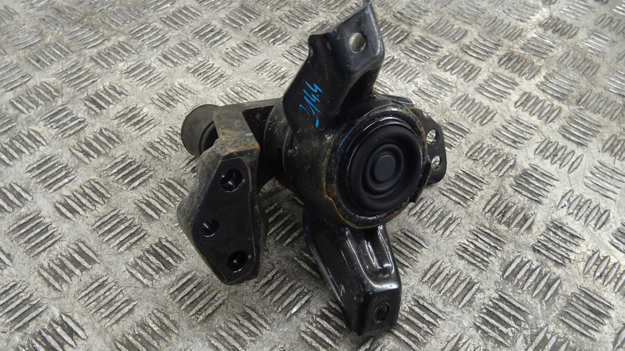 Hyundai OE 21815-2Y600