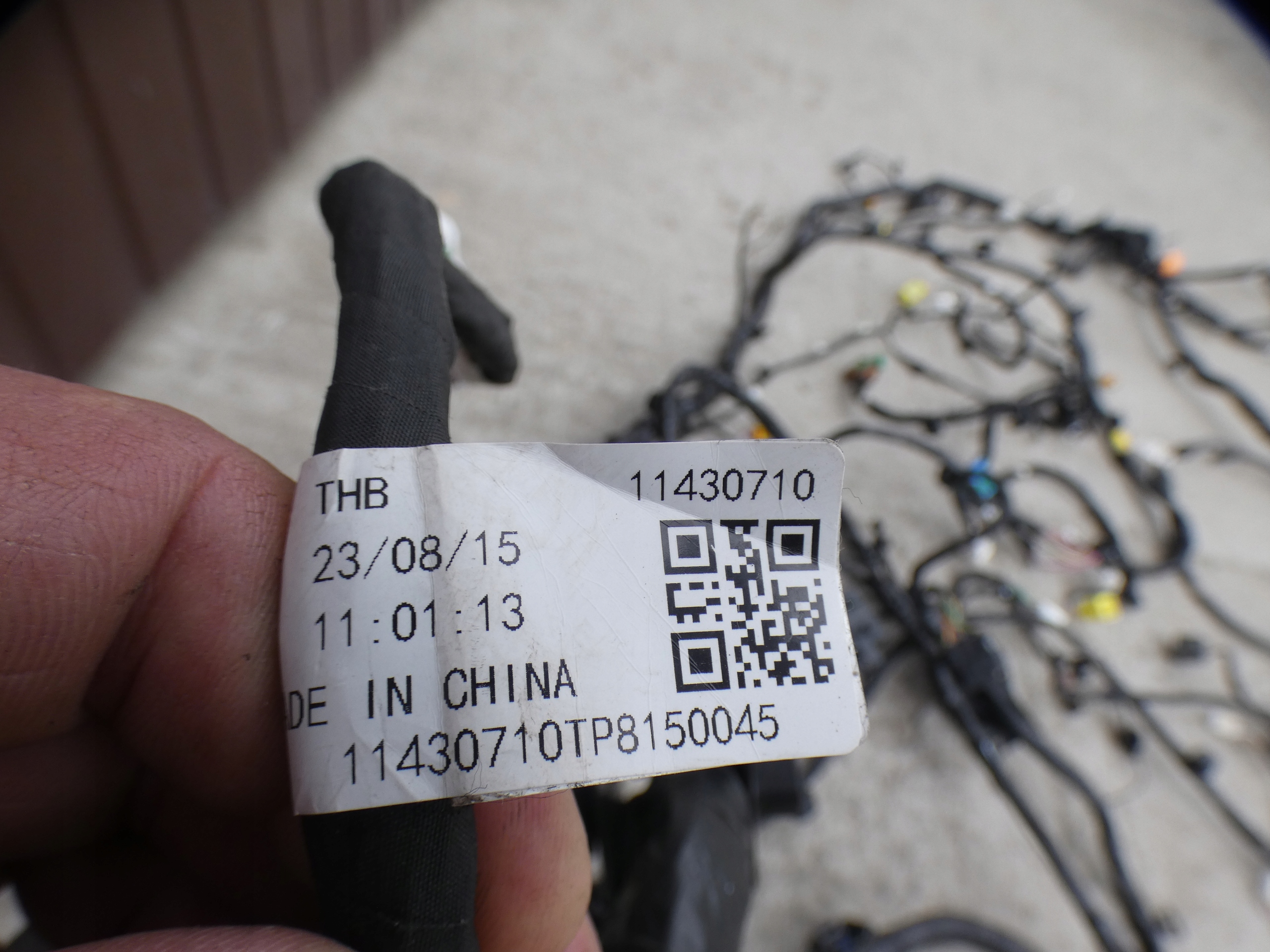 wiring bundle srodka mg4 mg 4 11430710