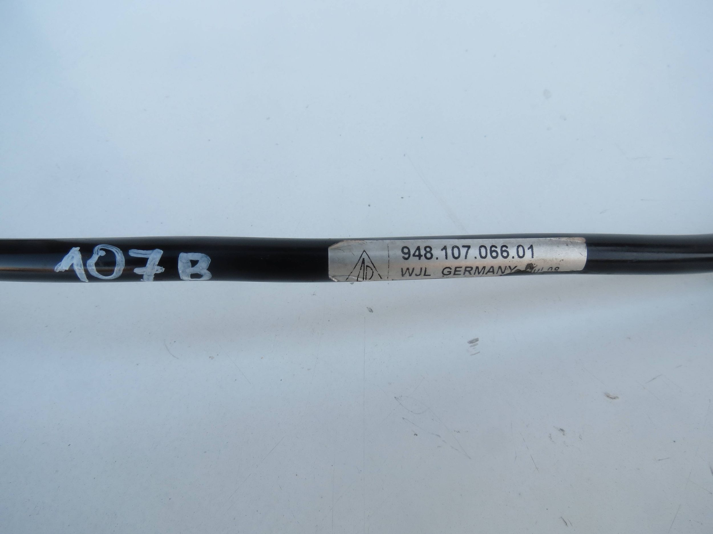 BAGNET Měřítko oleje PORSCHE CAYENNE 4.8 V8 94810706601
