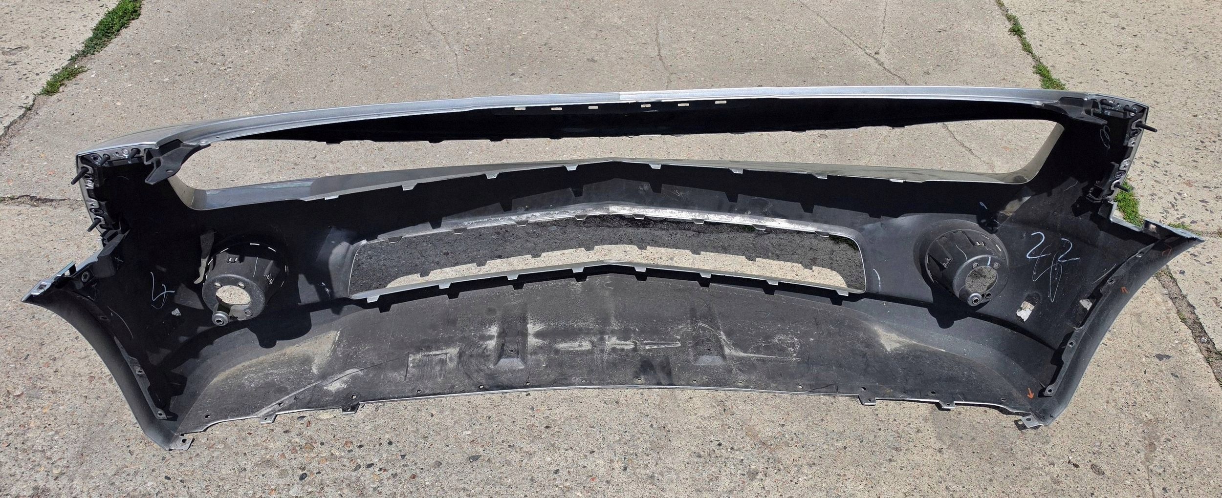 Chevrolet Camaro SS 92194275 front bumper