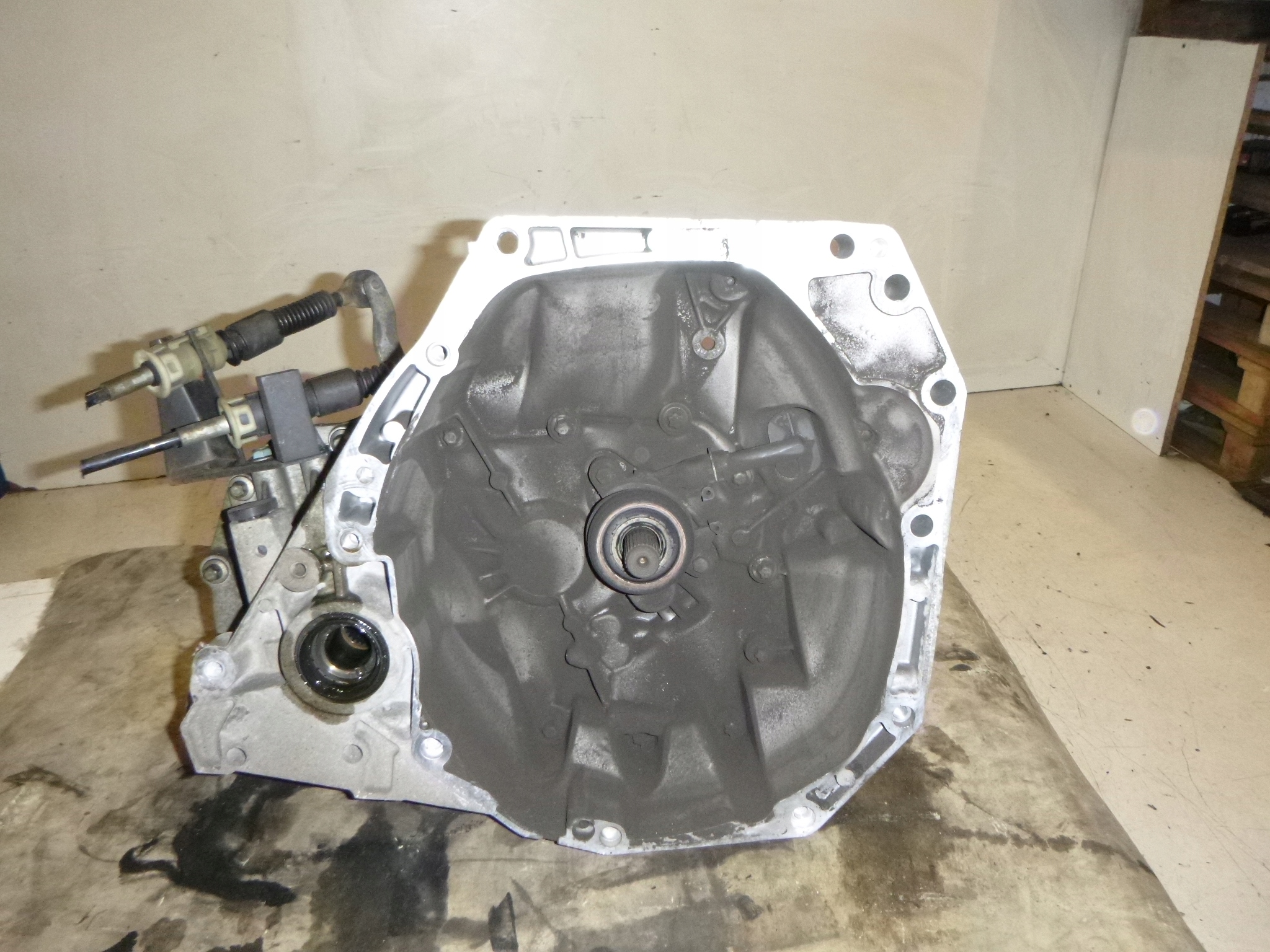 Getriebe NISSAN TIIDA 1.6 JH3 164 2008r.