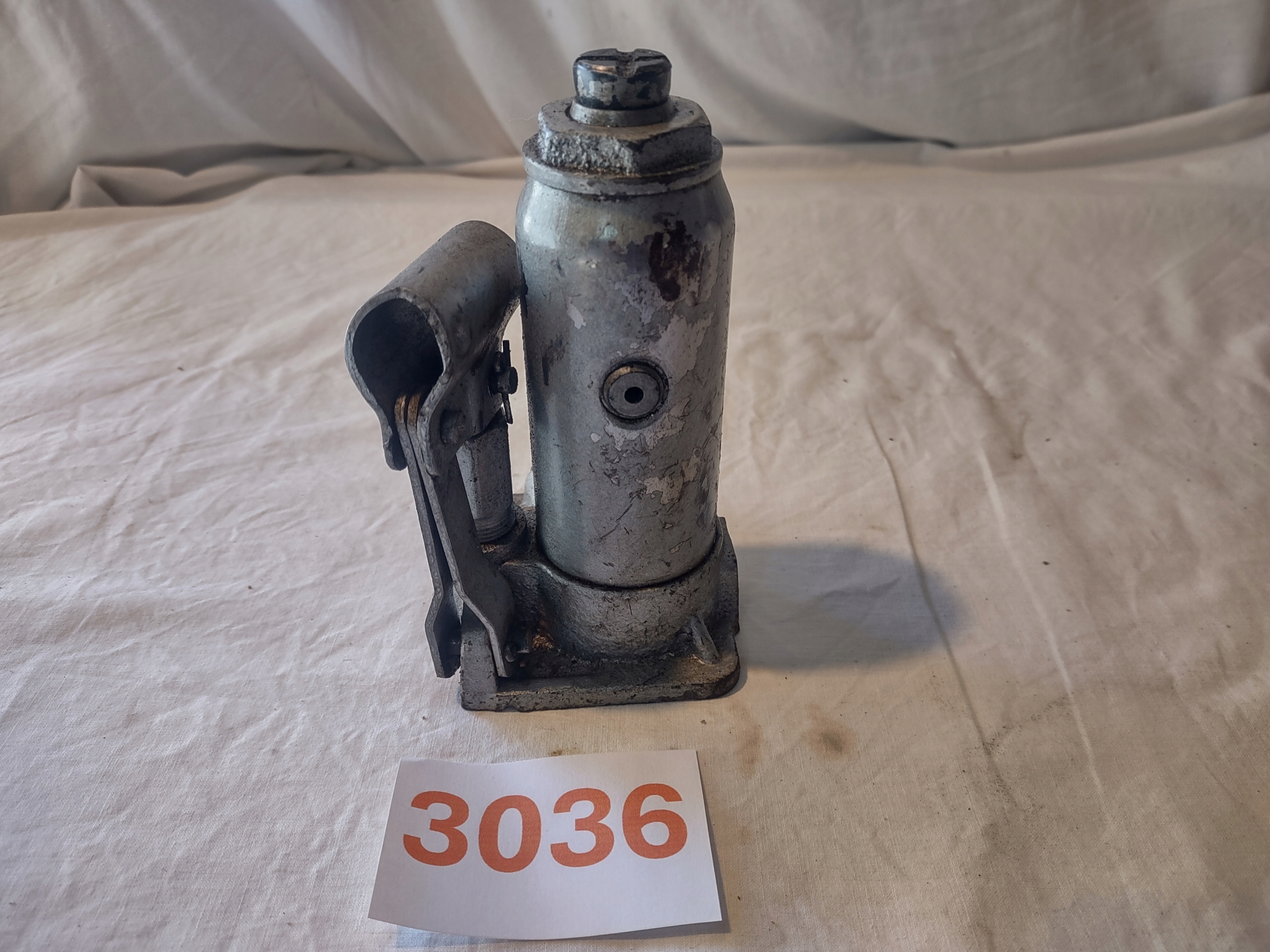 podnośnik lewarek (3036)