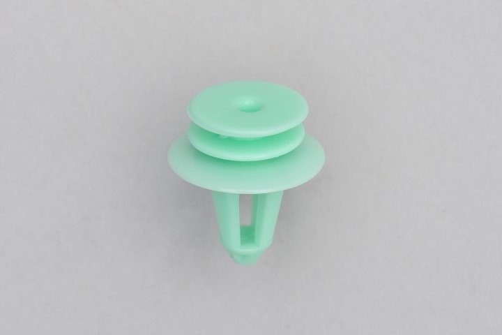 SPINKA KOŁEK TAPICERKI DRZWI DO SKODA FABIA I 1 II 2 OCTAVIA II 2 ROOMSTER Producent części Trustom