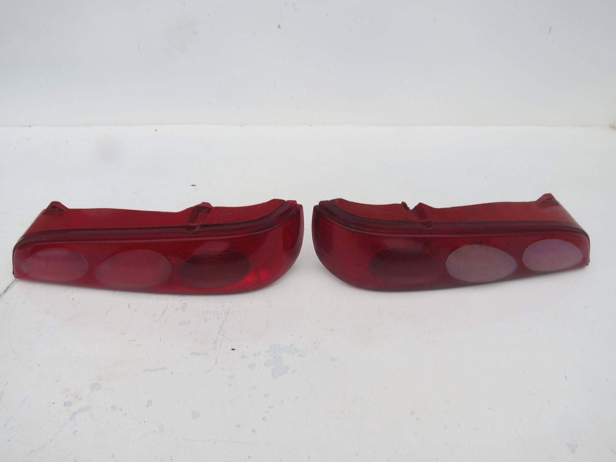 lights TYLNIE left / right OPEL ASTRA 39670748 39660748