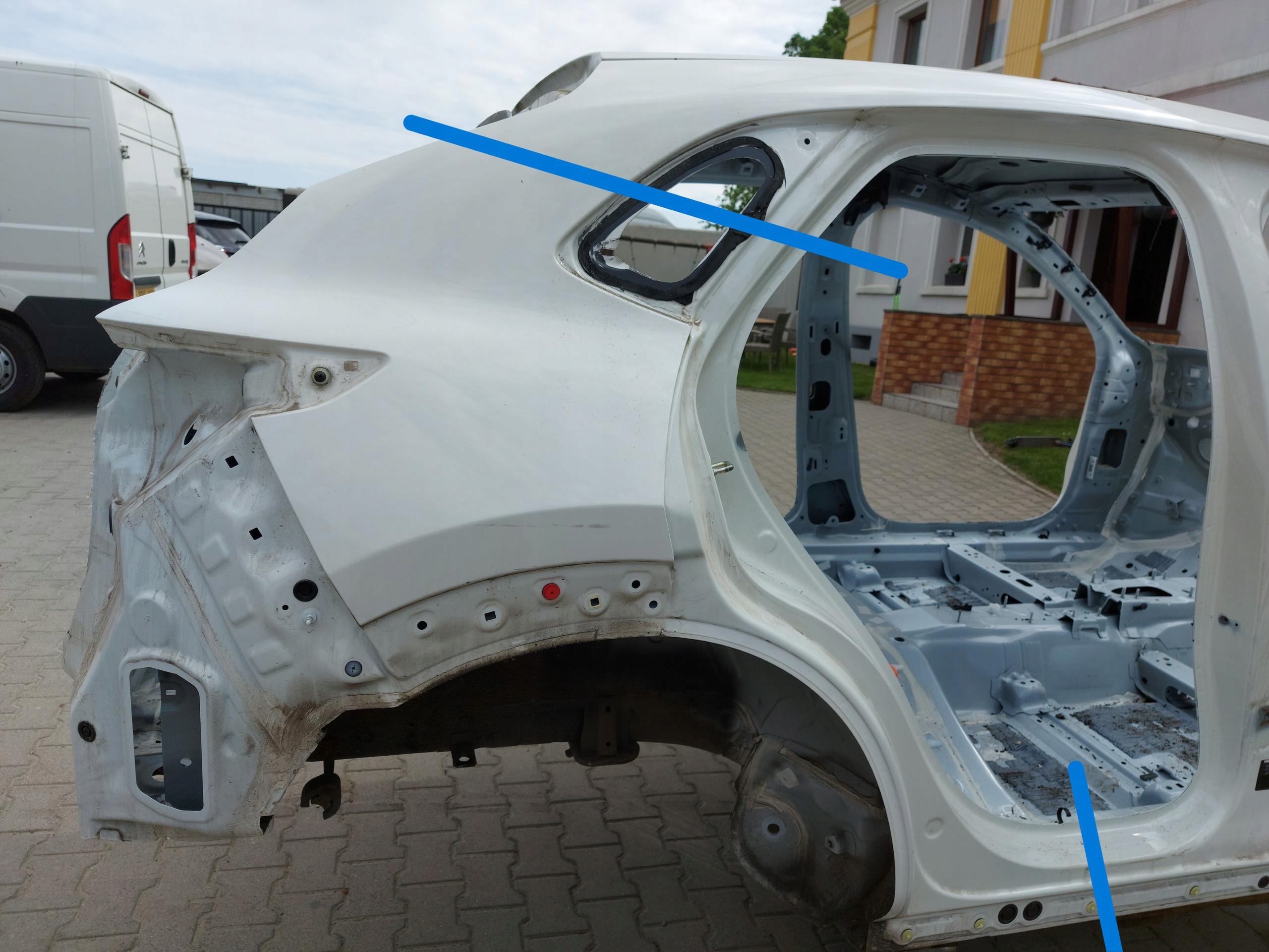 MAZDA CX30 ĆWIARTKA BŁOTNIK PRAWY TYŁ