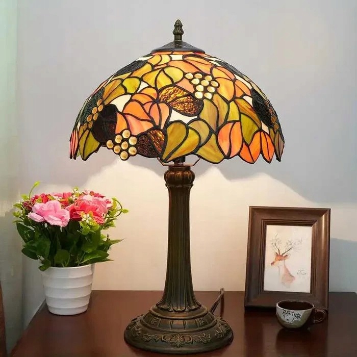 Lampa witrażowa w stylu Tiffany duża 48cm