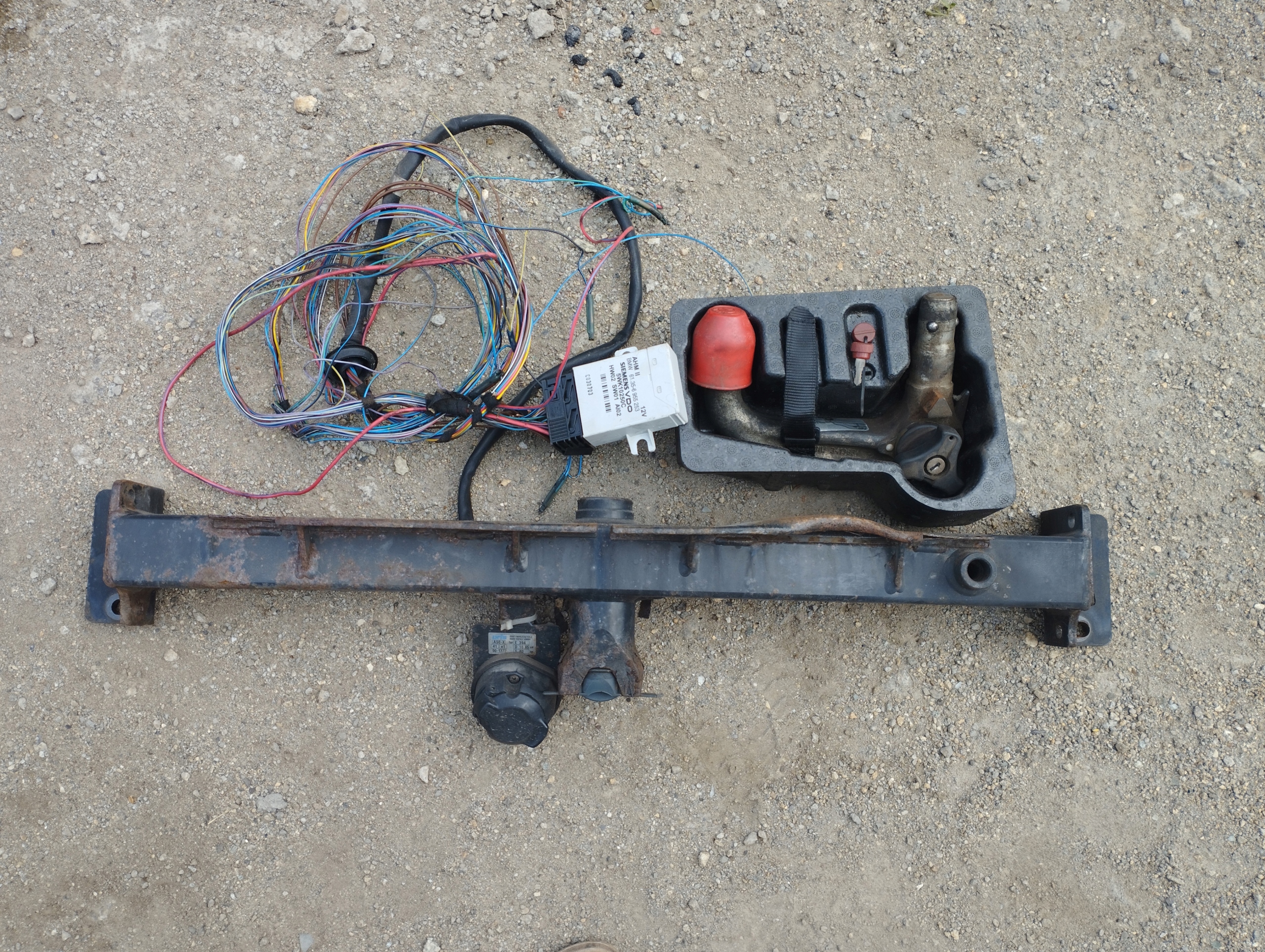 BMW E83 HAK BELKA KULA WIAZKA MODUL