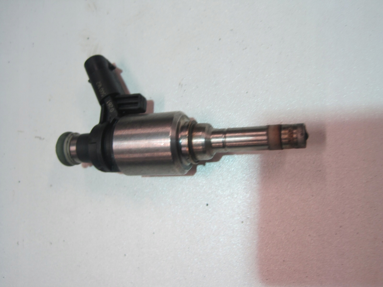 triska vstrekovač Paliva VW 0261500162