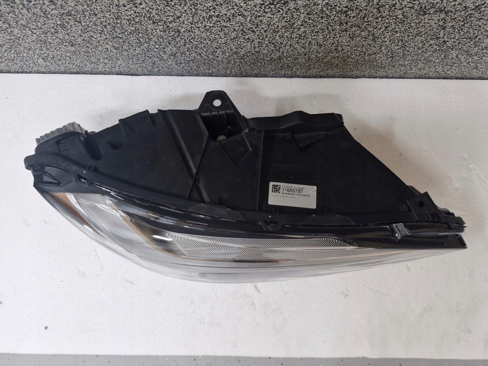 light right Volvo S90 2018- FULL LED USA 1 module