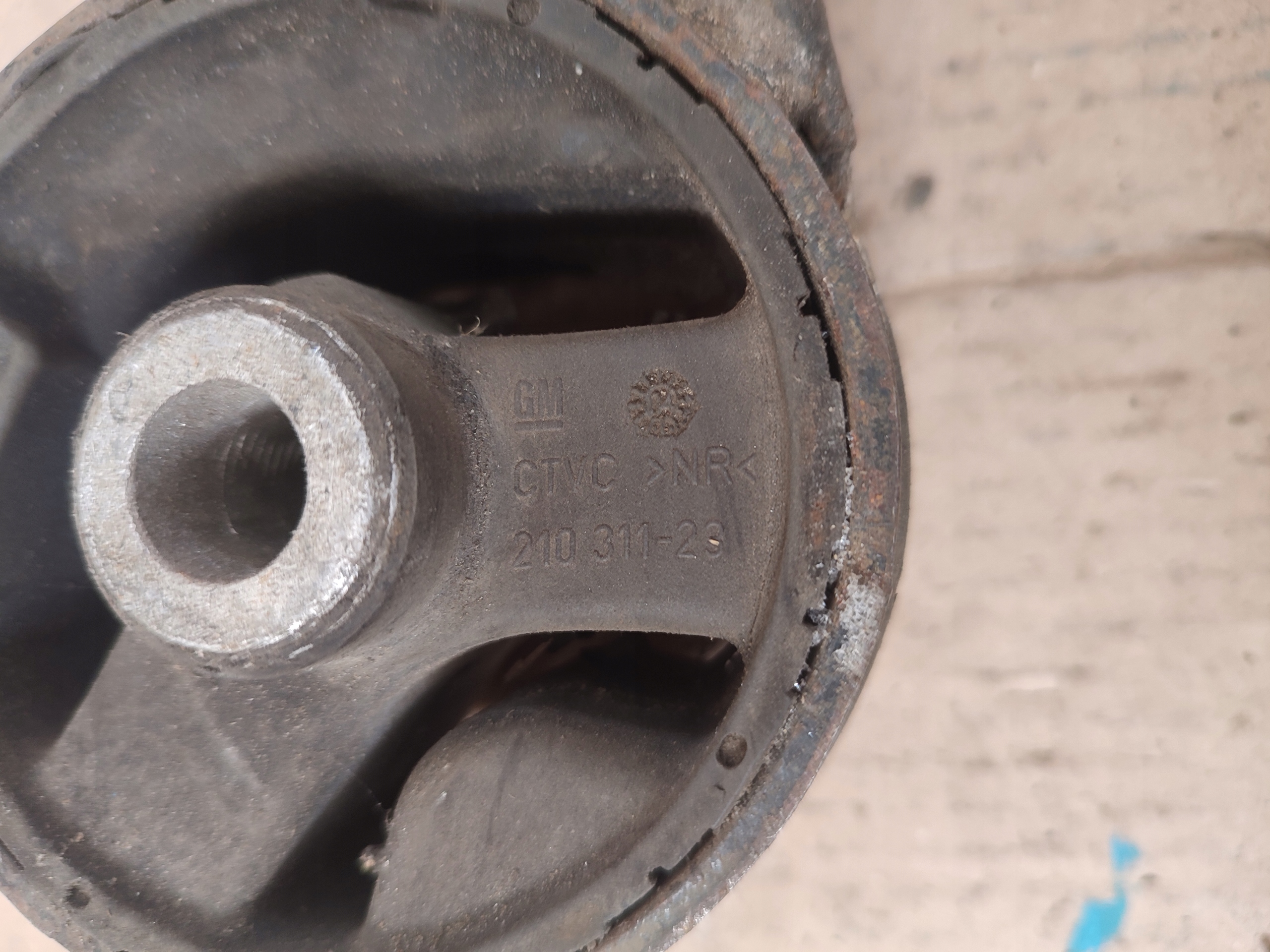 engine mount gearbox mount 2.2 Opel Vectra 2103112