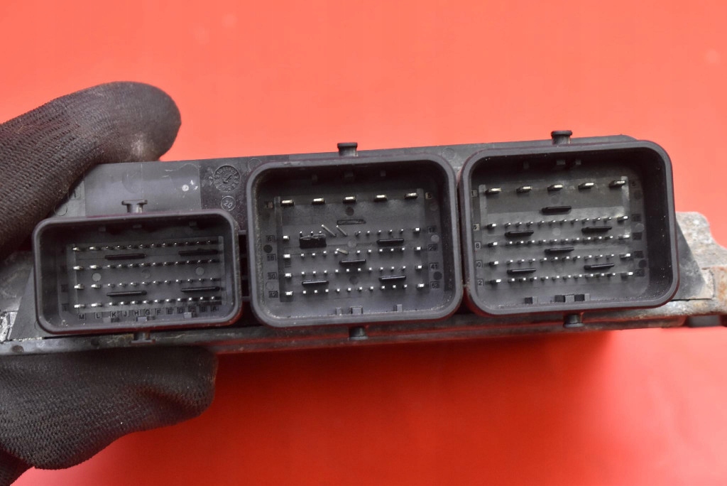 control unit computer of the engine BV61-12A650-AXE FORD FOCUS MK3 1.6 TDCI 95 KM
