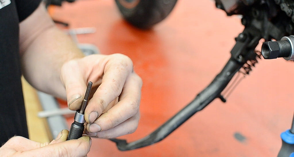 Zakuwarka skuwcza do skuwania i rozkuwania łańcuchów motocyklowych Unior Kod producenta 623220