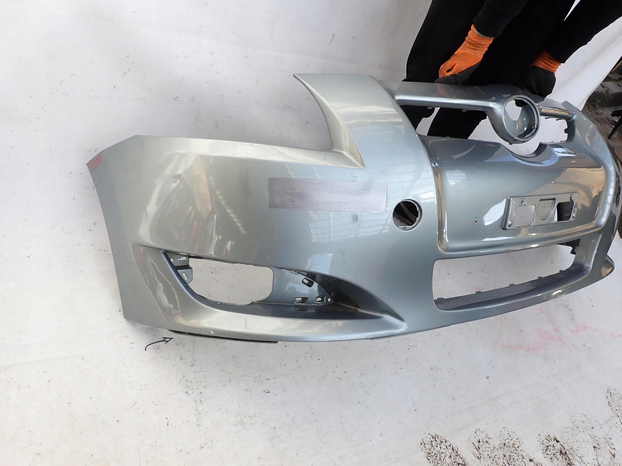 TOYOTA AURIS and 1 06-09 bumper front front