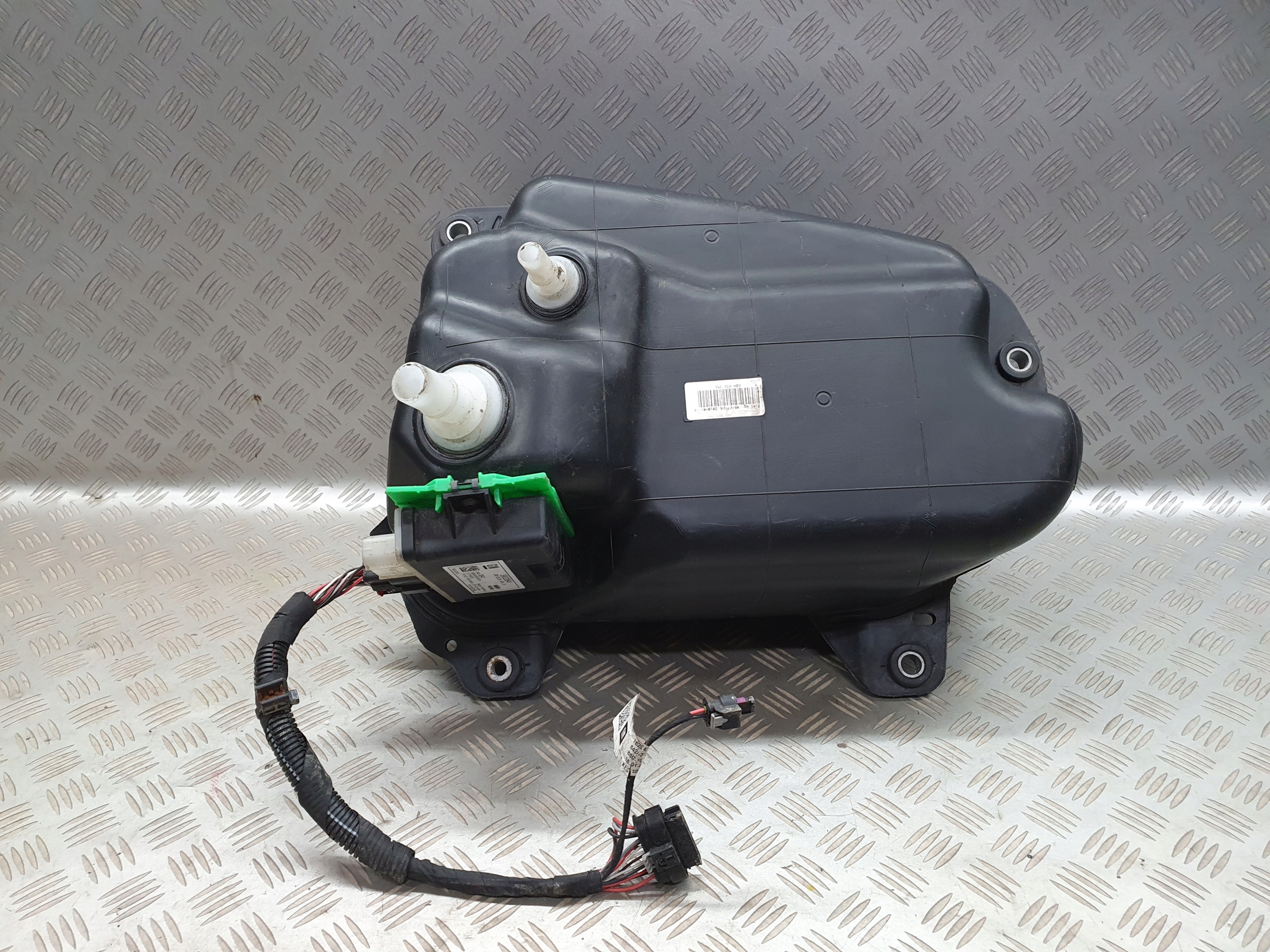 84407947 84243719 - БАК НАСОС ADBLUE OPEL INSIGNIA B