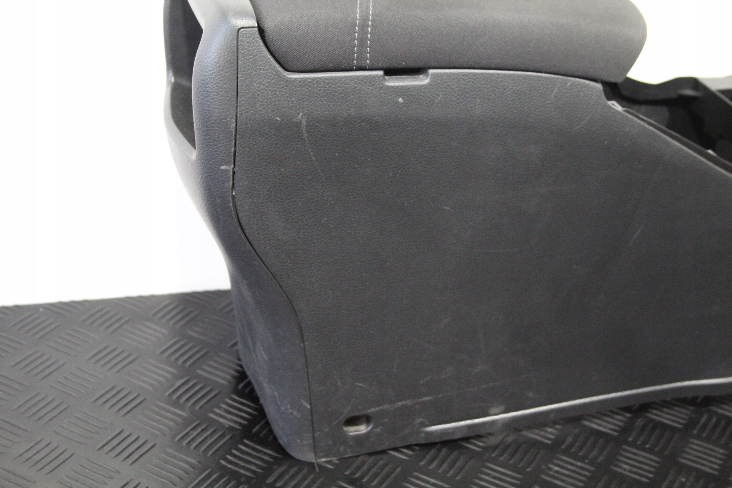 TUNEL central armrest QASHQAI J11 LIFT