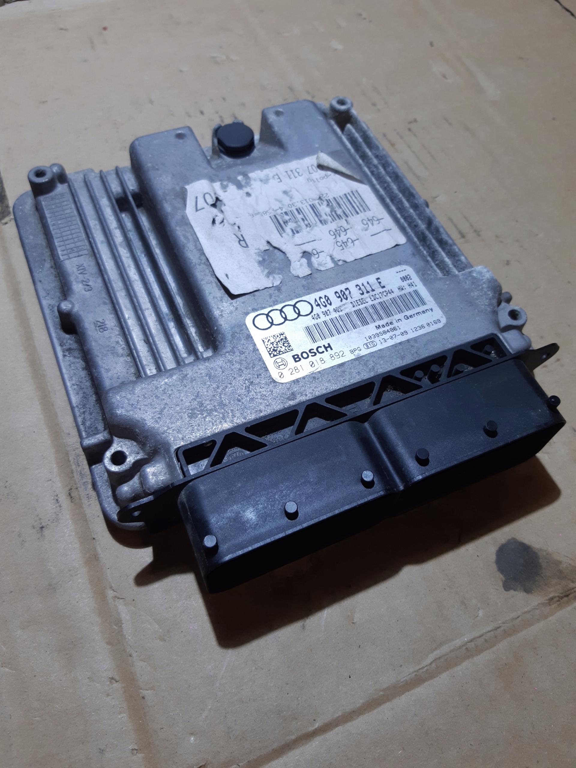 AUDI A6 C7 A7 4G 3.0 TDI Computer Bedienteil DES MOTORS 4G0907311E