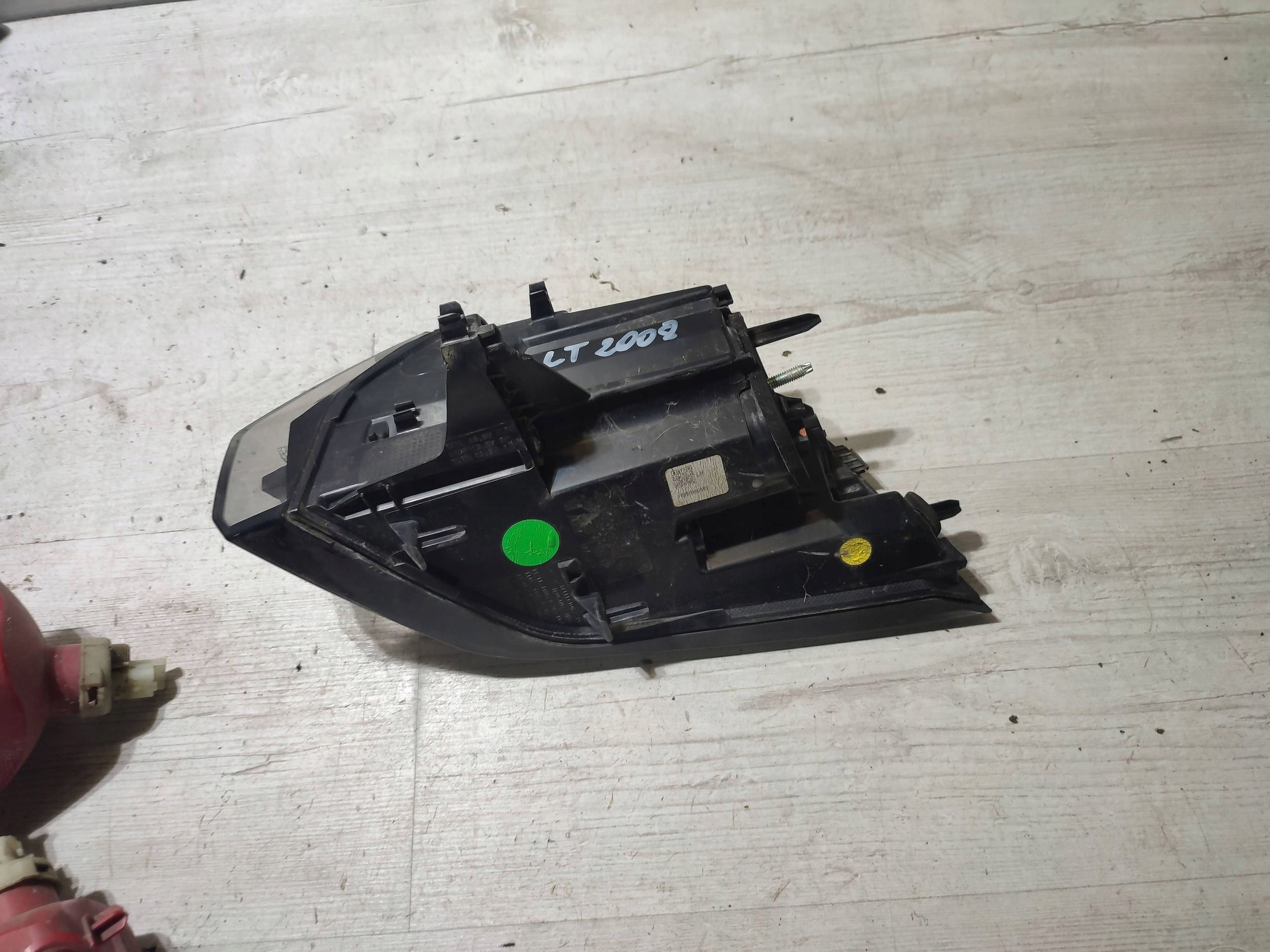 Peugeot 2008 II 2020 rear part side left light rear