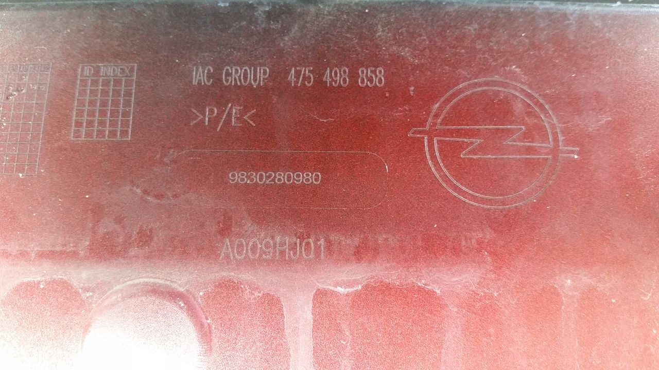 nárazník předek přední Opel Corsa F