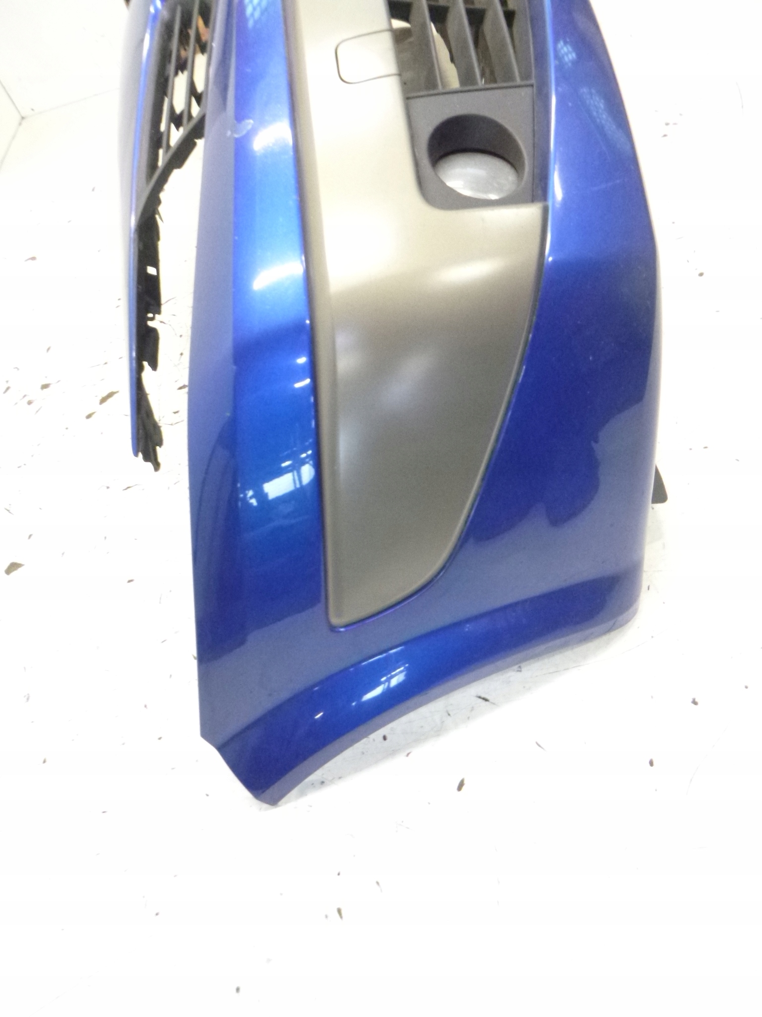 front bumper Renault Megane II SAN913 2006r.