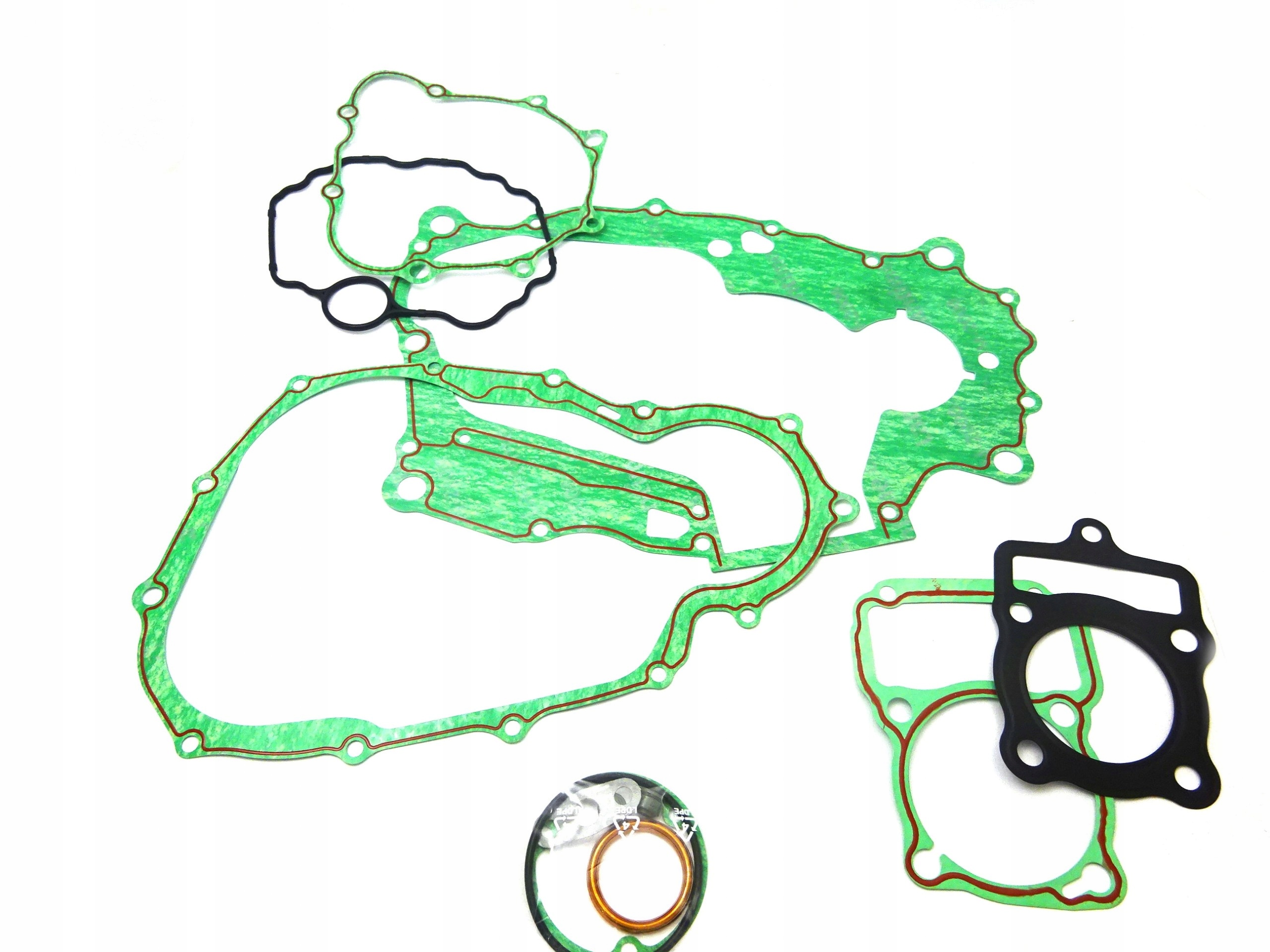 

Junak 131 Uszczelki Silnika Komplet