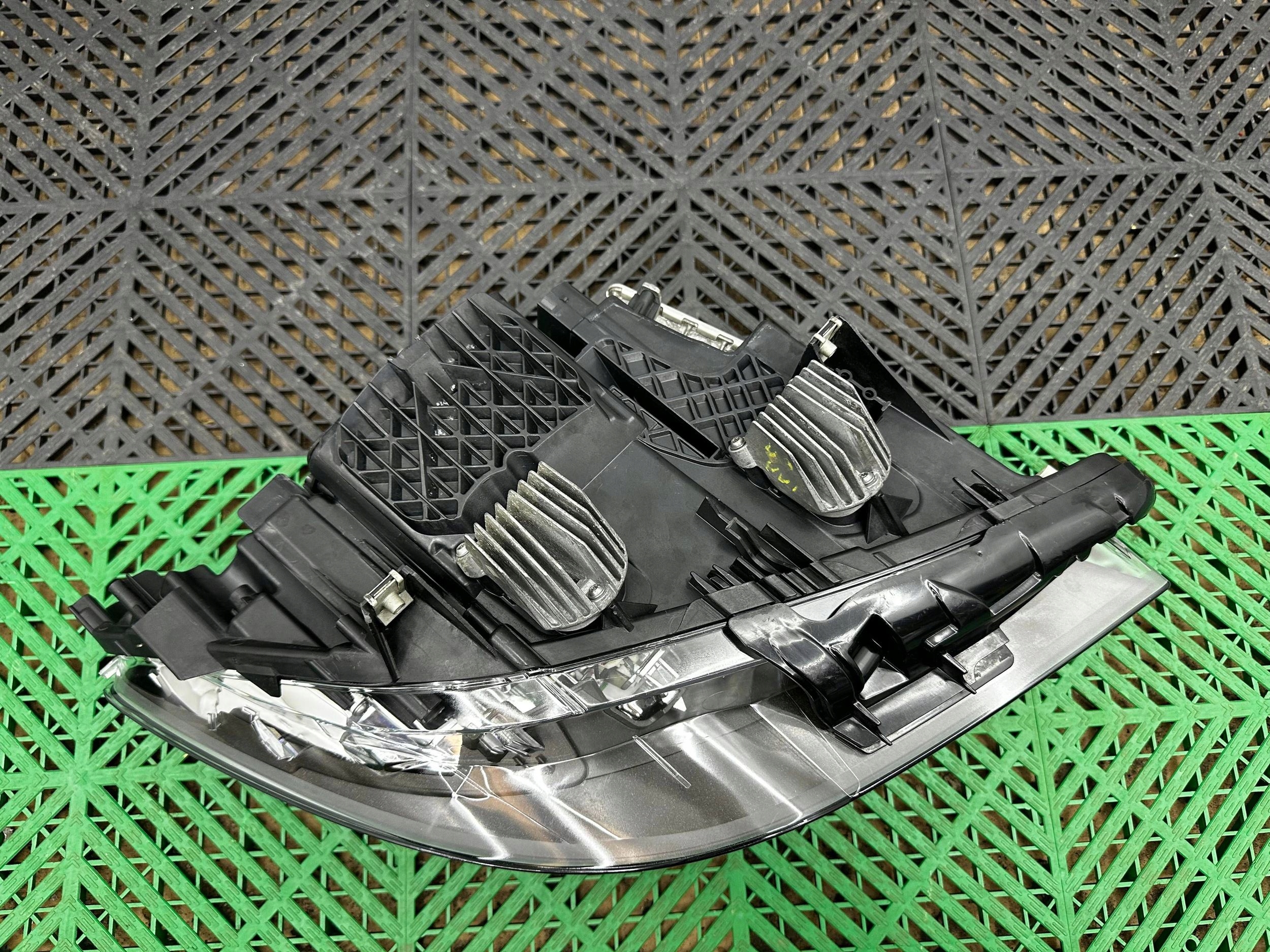 light front side left BMW 5 F10 F11 7317131 complete