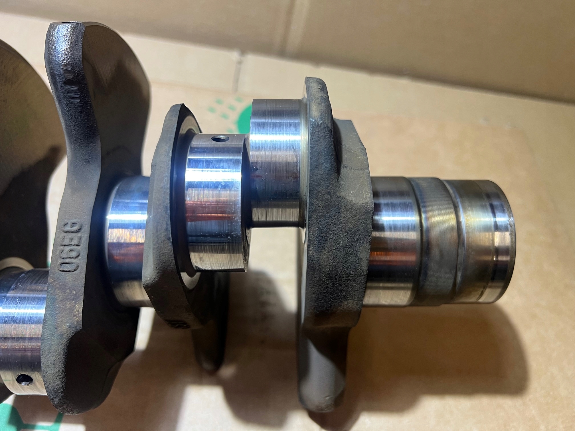 AUDI A6 C6 2.4 BDW crank 06E101G
