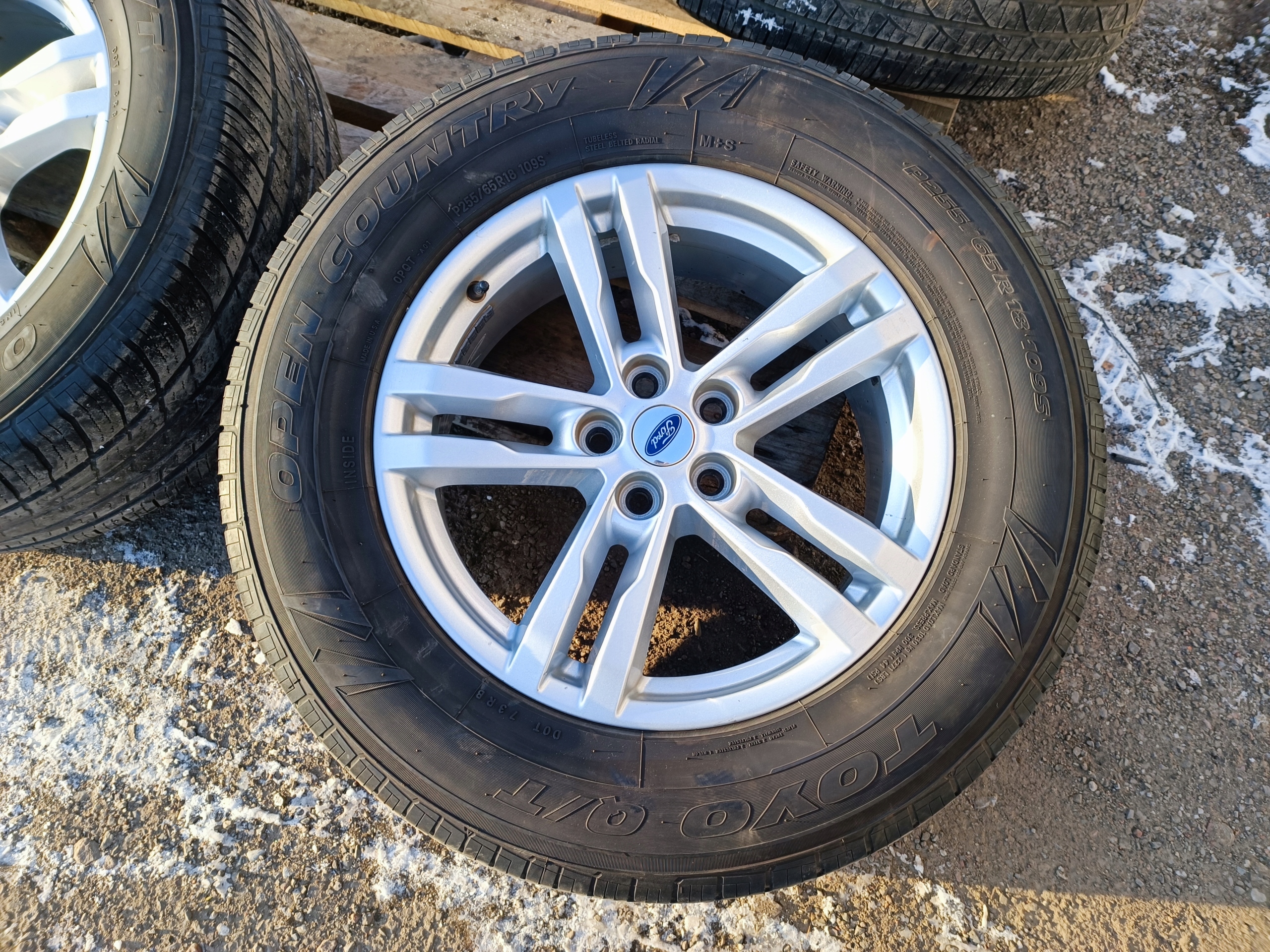 discs disc wheel wheels 255/65r18 Ford Explorer 2020+
