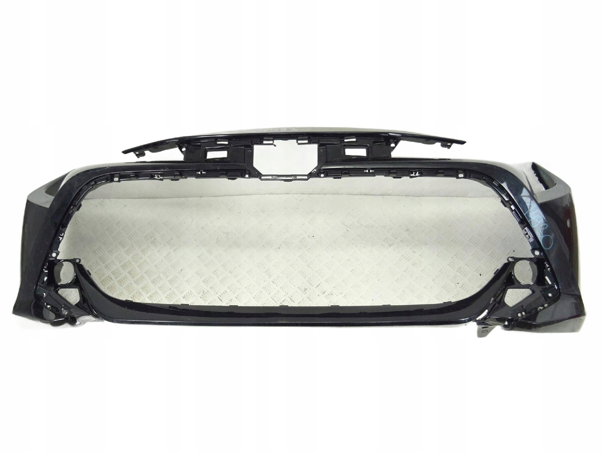 Toyota Corolla 18- bumper front front