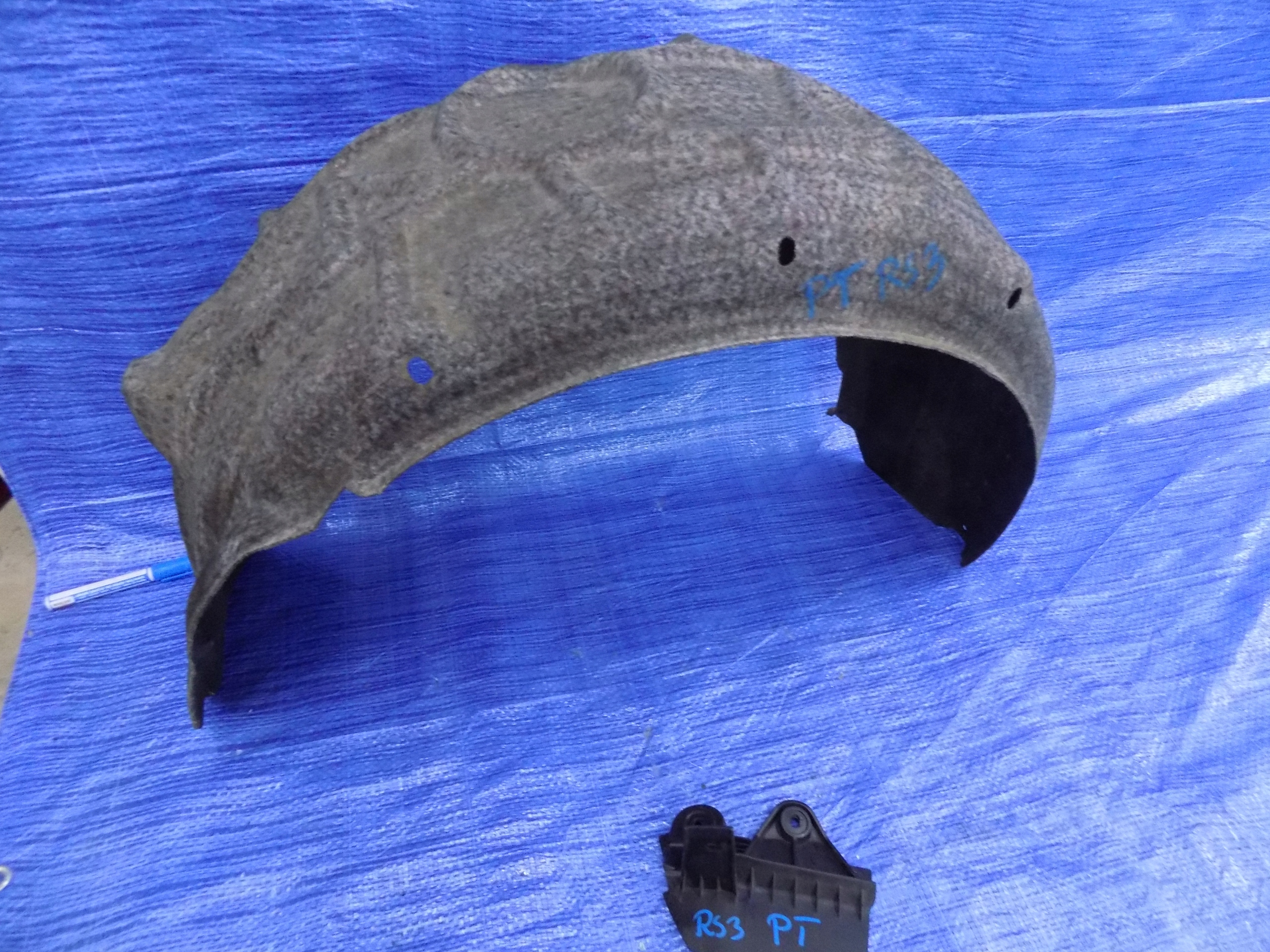 mudguard mudguard flap right rear part rear. AUDI RS3 8V 2,5TFSI