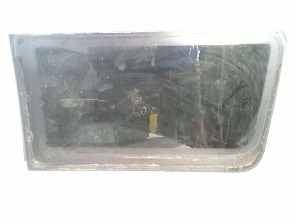VW Crafter window bodywork left 140,4x76,5