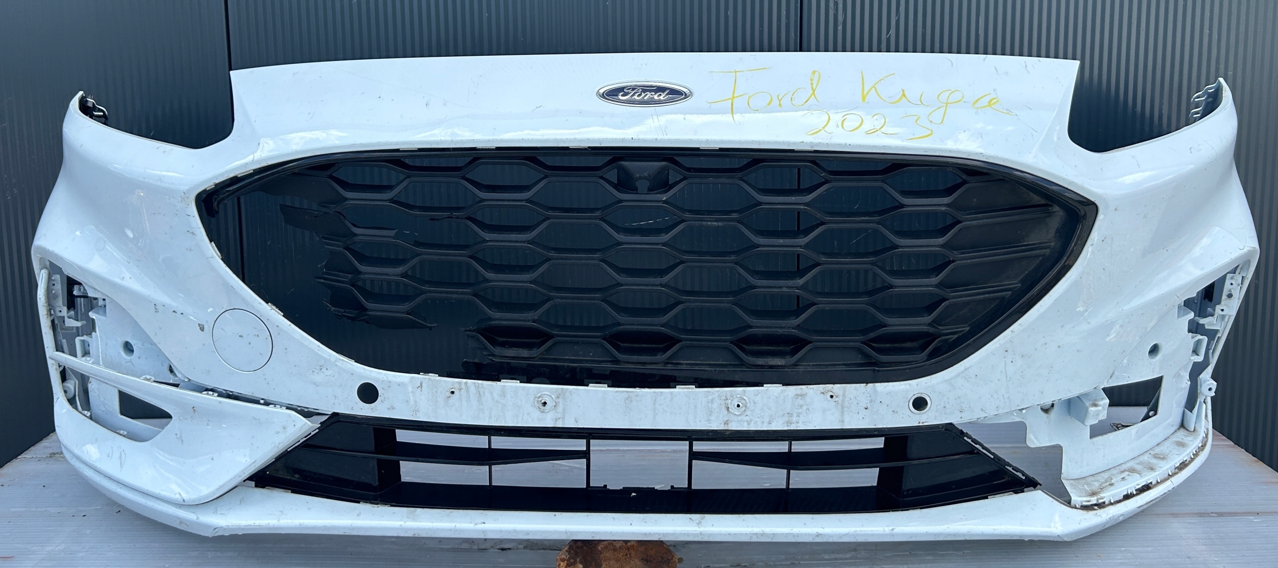 nárazník předek přední FORD KUGA MK3 ST-LINE PDC