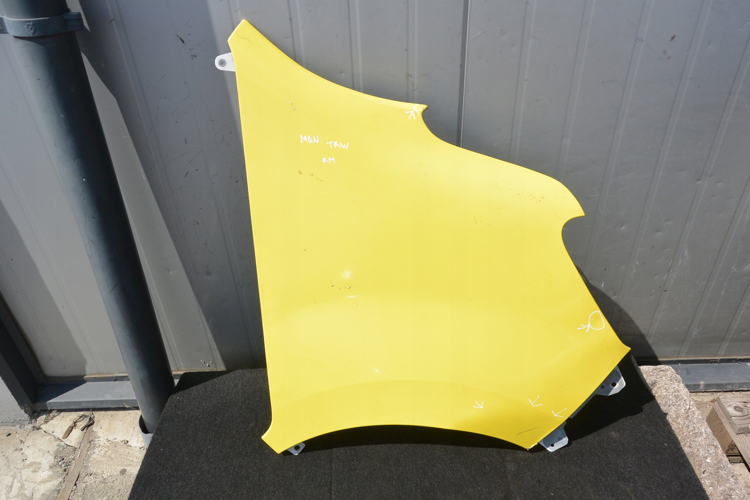 fender front right front RENAULT MASTER IV 2019- ROK