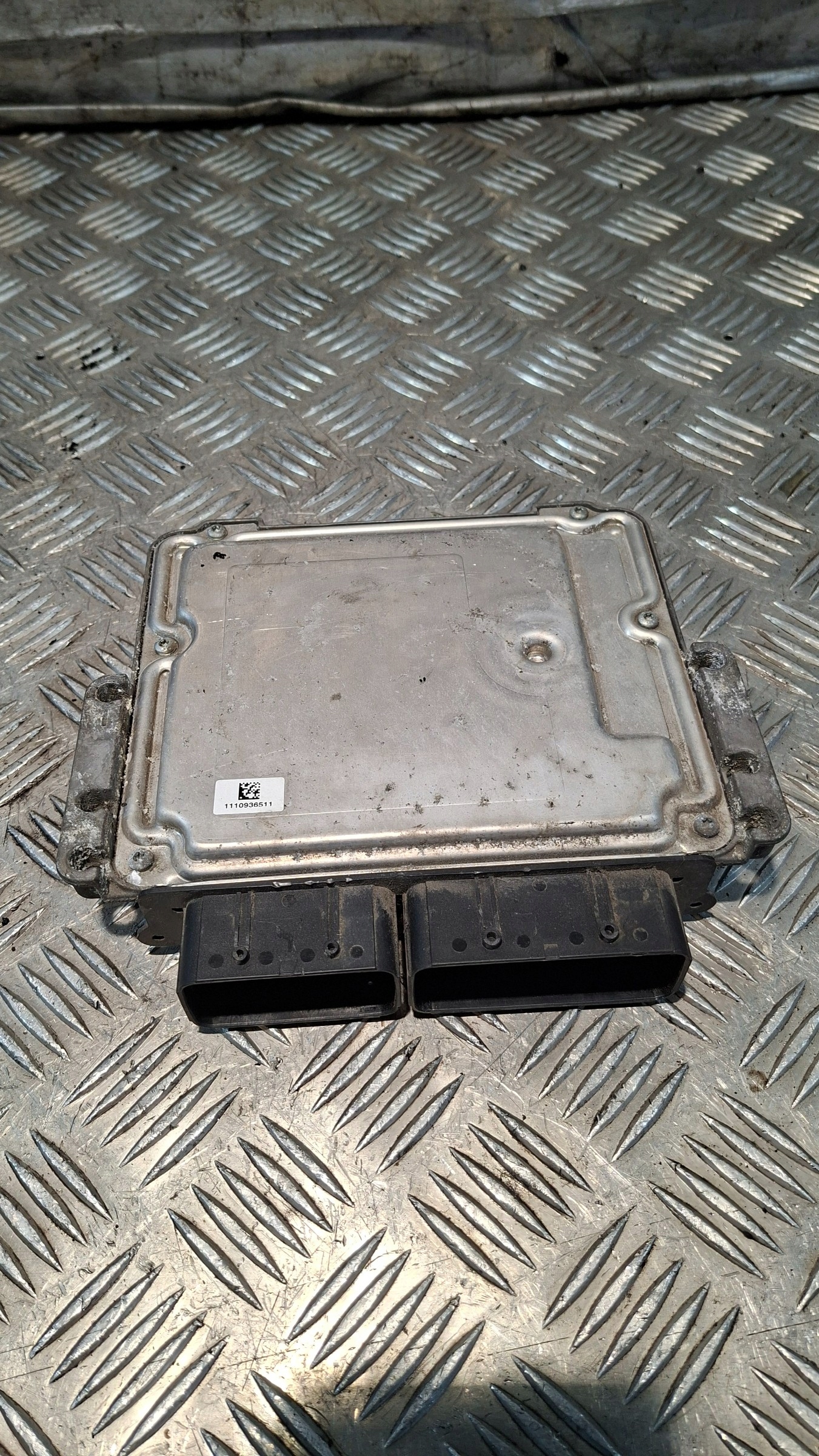 control unit of the engine PEUGEOT 301 1.6HDI