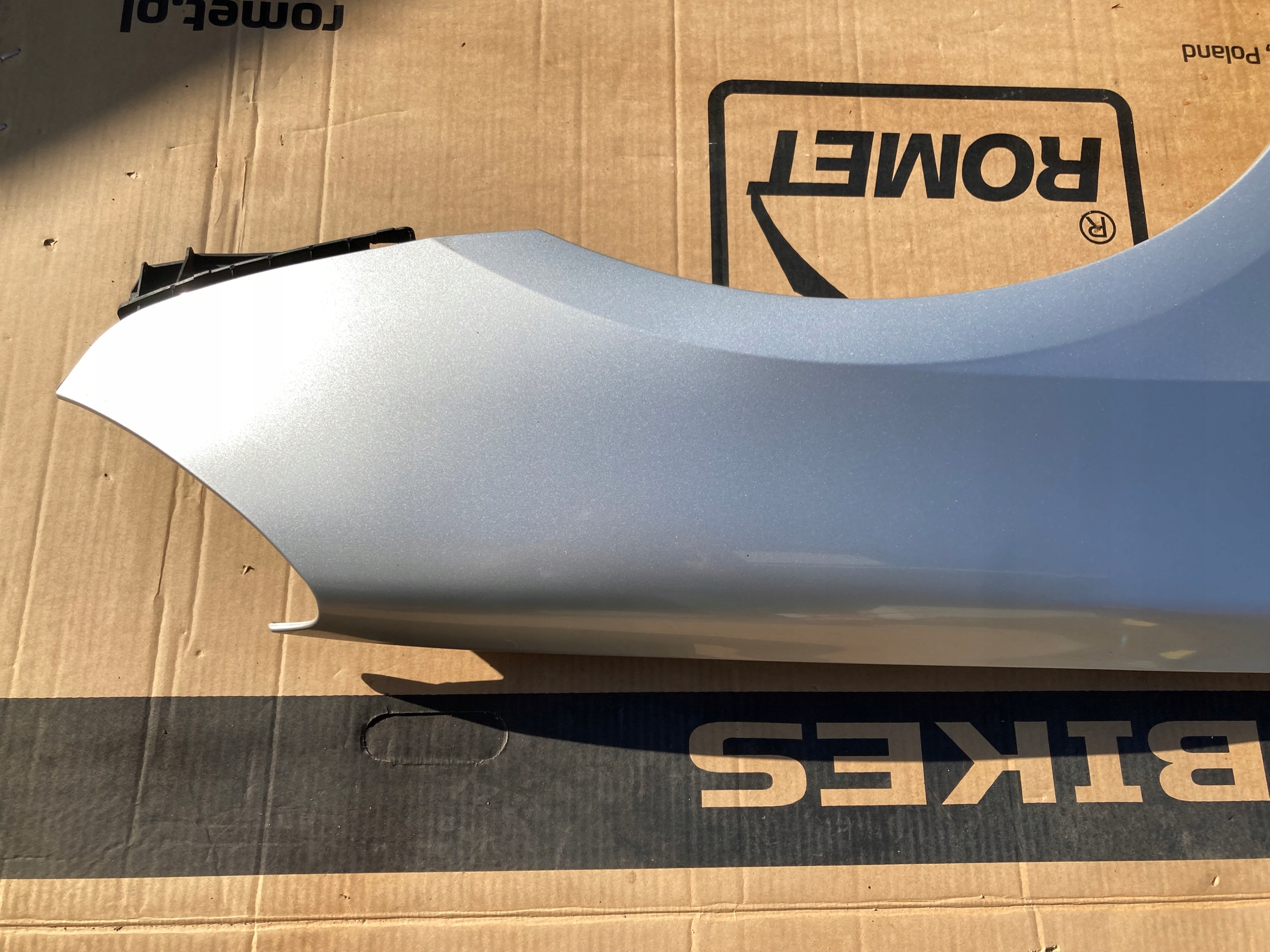 fender right front Peugeot 307 EZRC 01-05r.