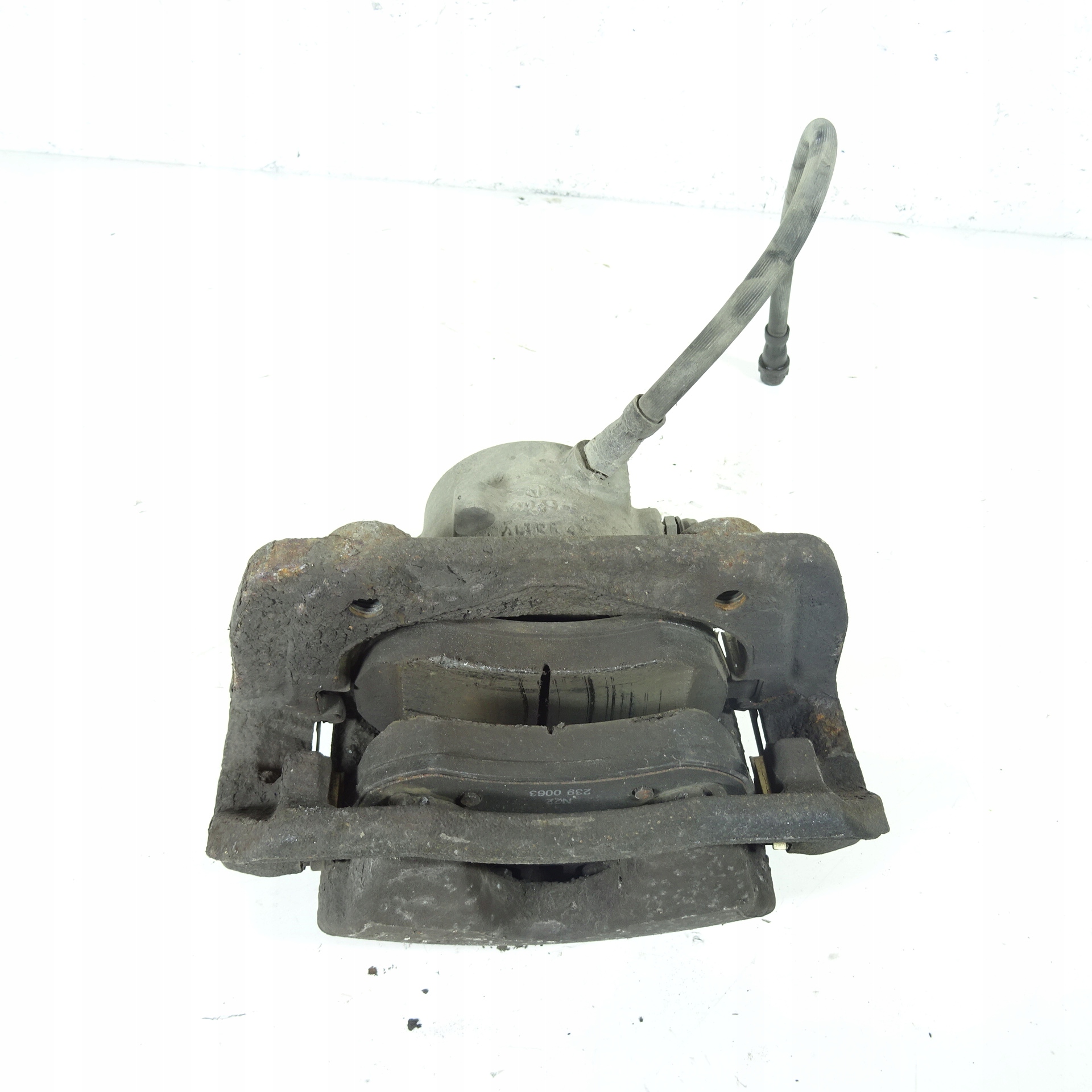 MERCEDES C W204 1.6B caliper brake front left
