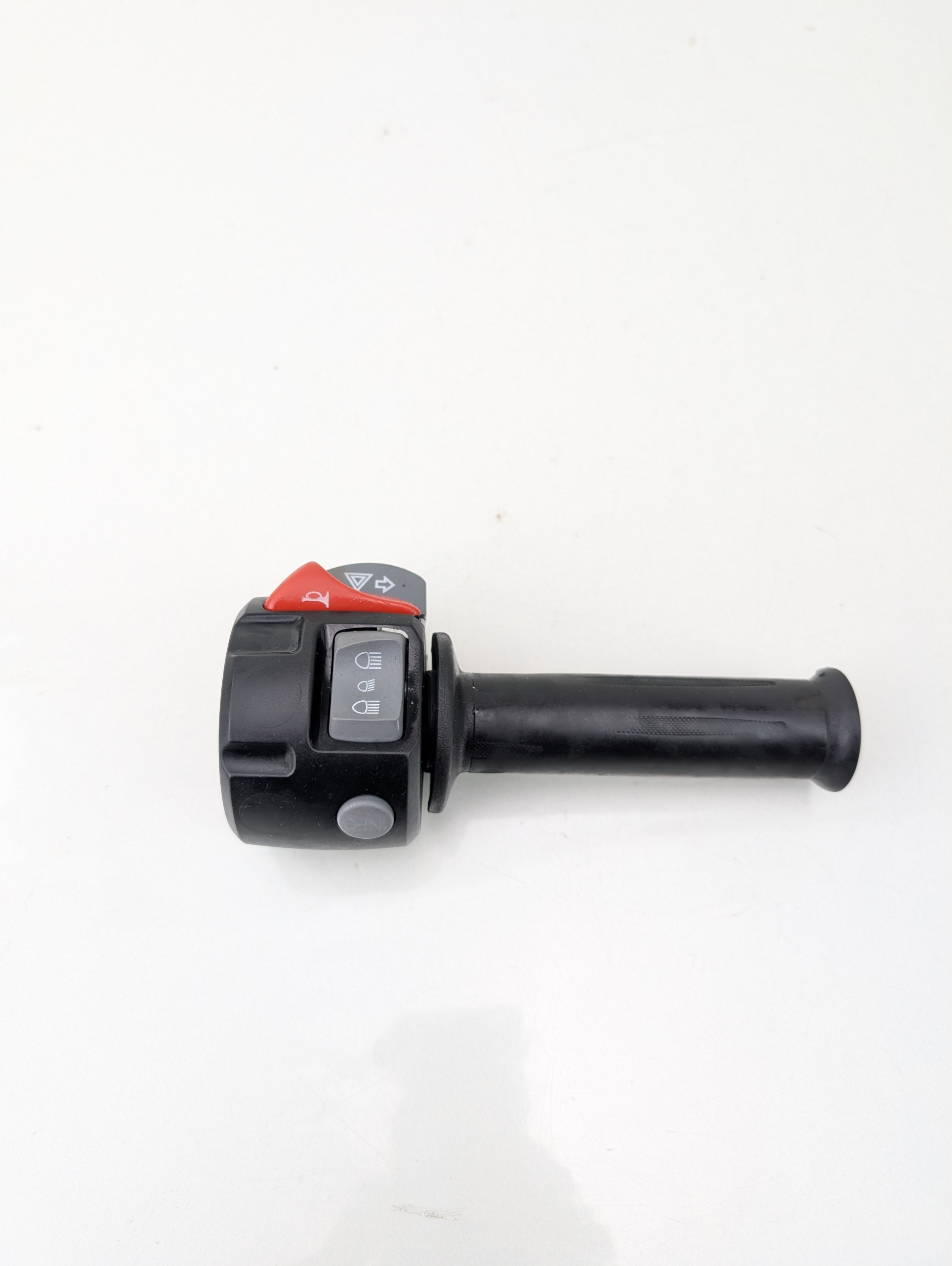 BMW F 800 S PRZEŁĄCZNIK LEWY