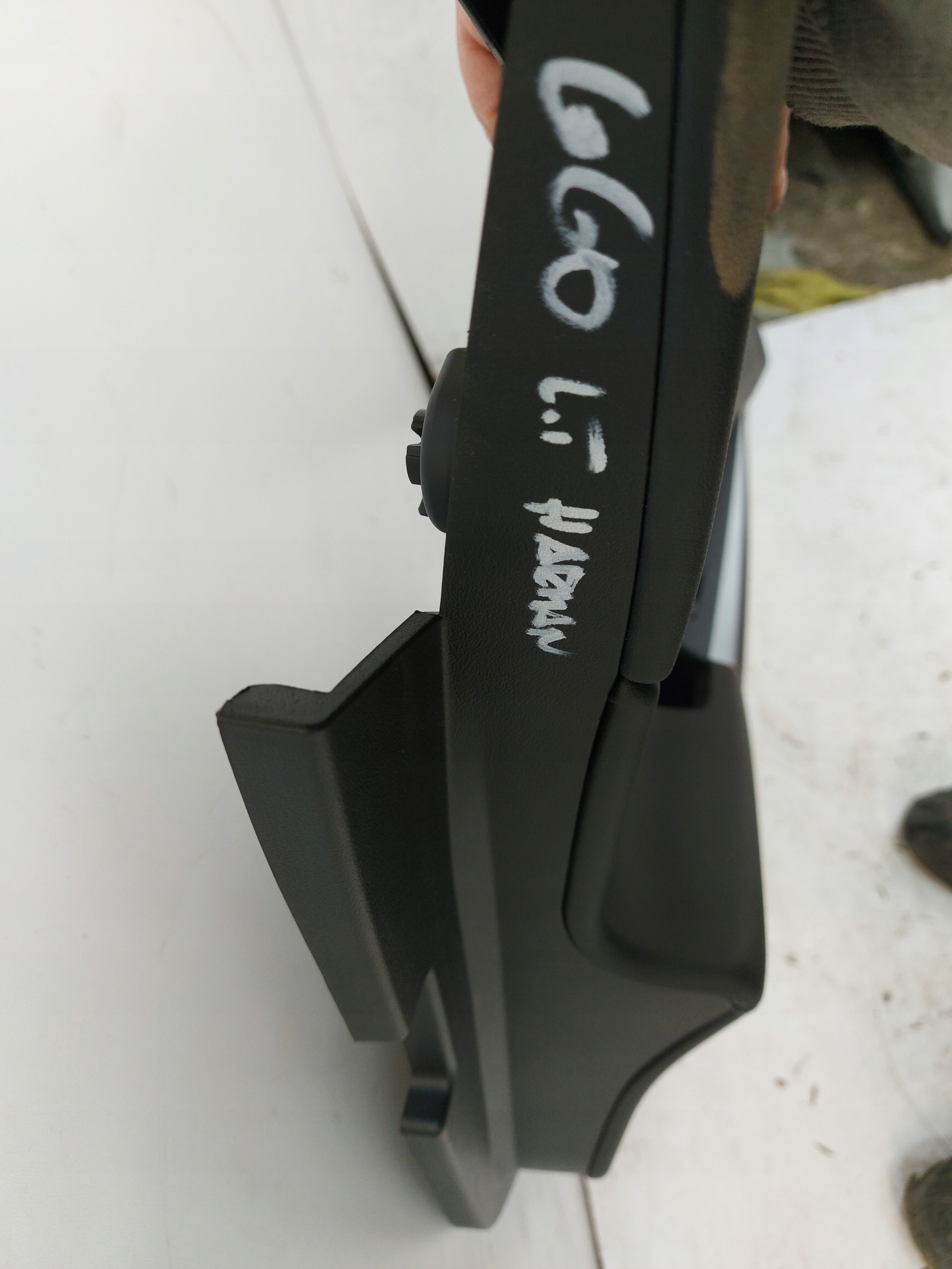 BMW 5 G60 upholstery side door rear part left Harman
