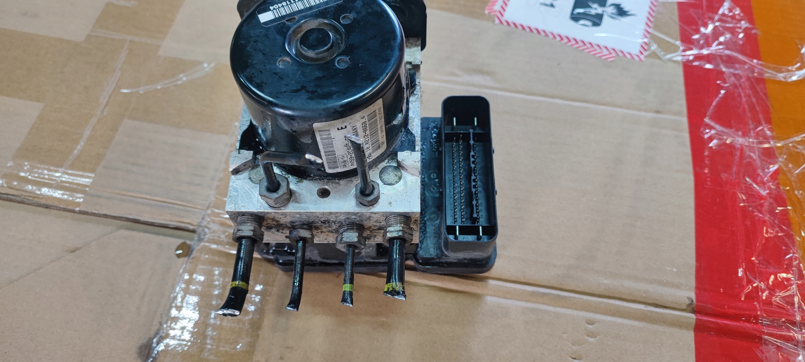 FORD FIESTA MK7 Servofreno ABS ESP Centralina