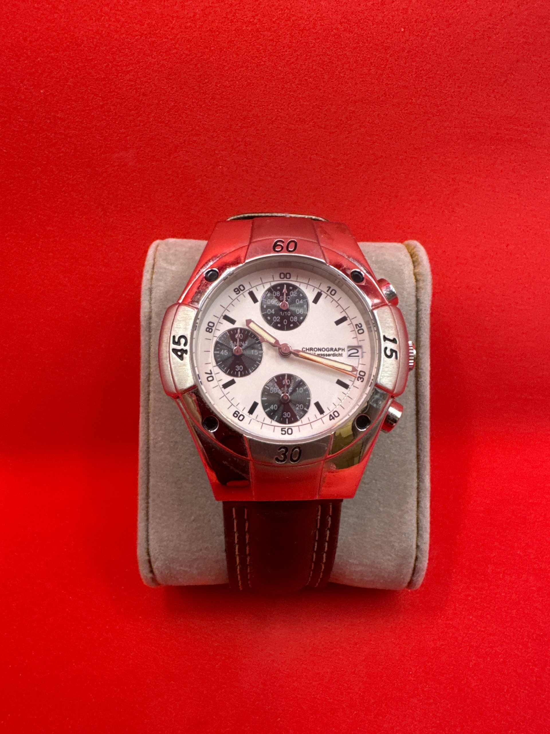 Zegarek naręczny typu chronograph
