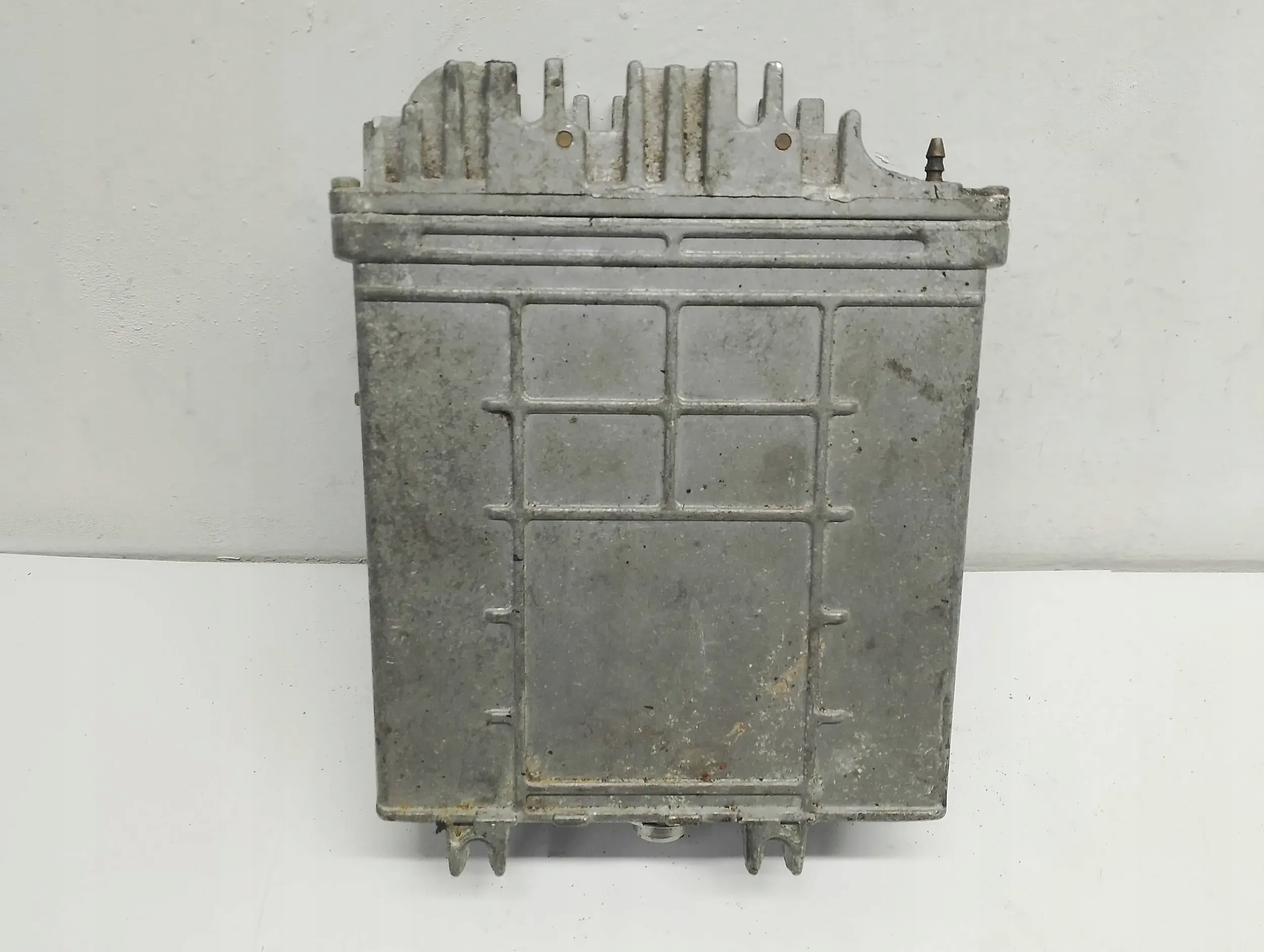 control unit computer of the engine AUDI A4 B5 1.9 TDI 028906021BD