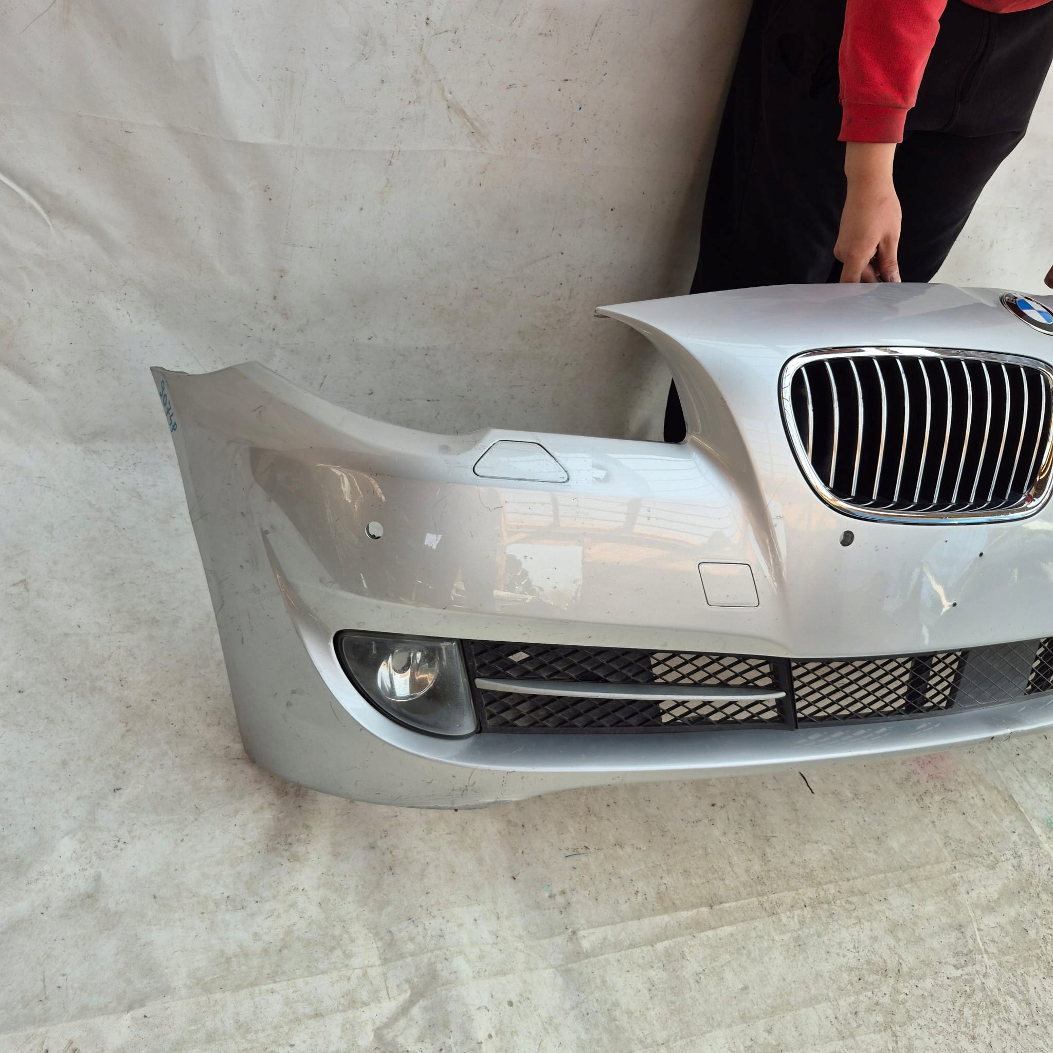 BMW 5 F10 F11 10-13 bumper front front washer PDC