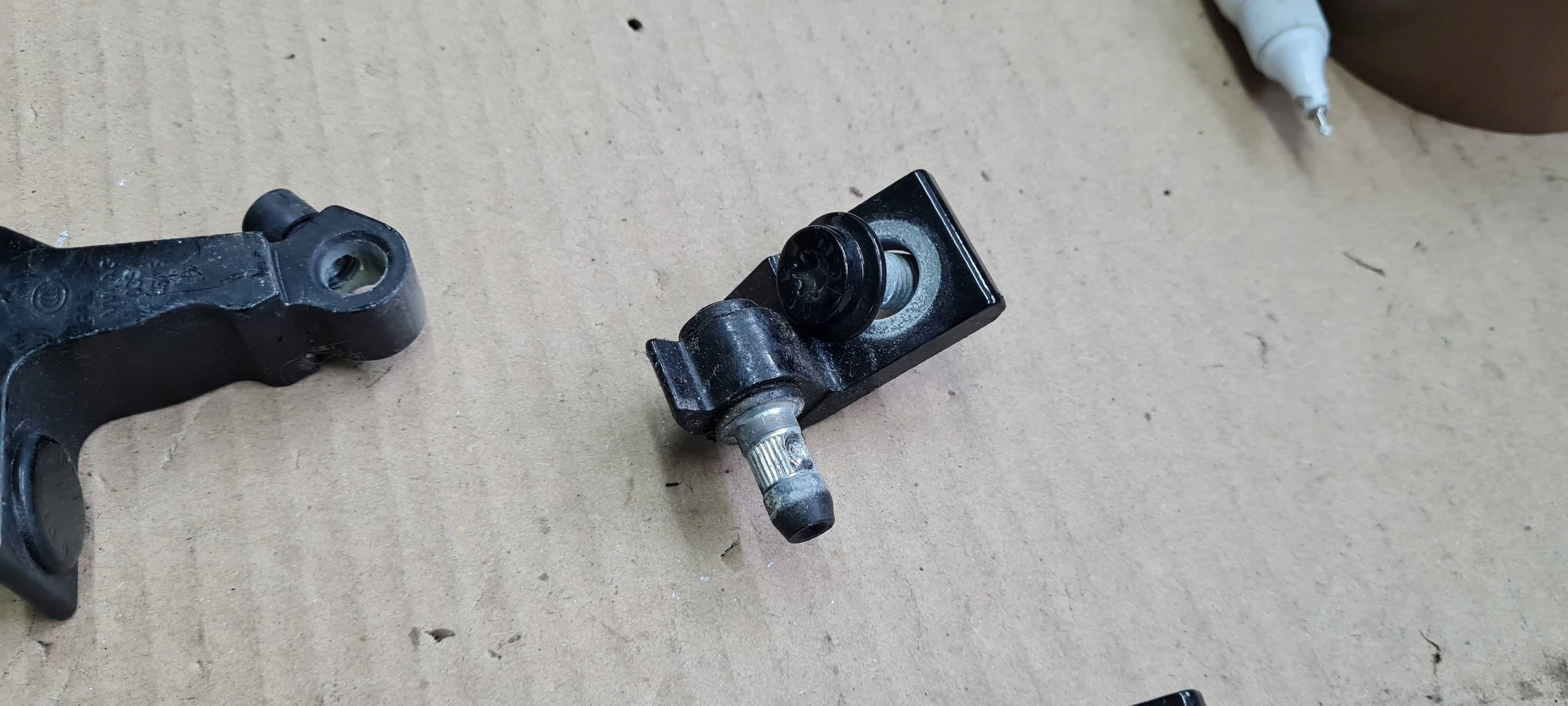 A4 B9 8W S4 hinge hinges door right right front KOMPLET LY9B