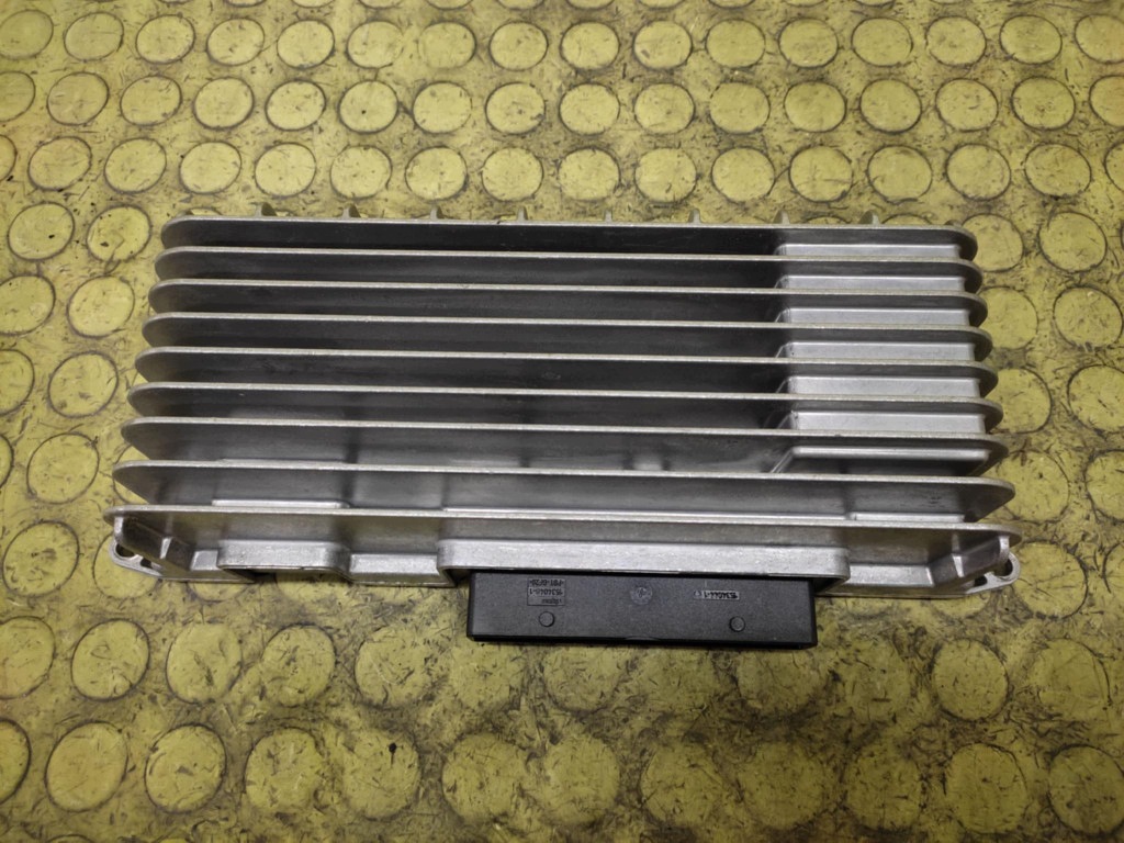 AUDI A6 C6 amplifier 4F0910223H