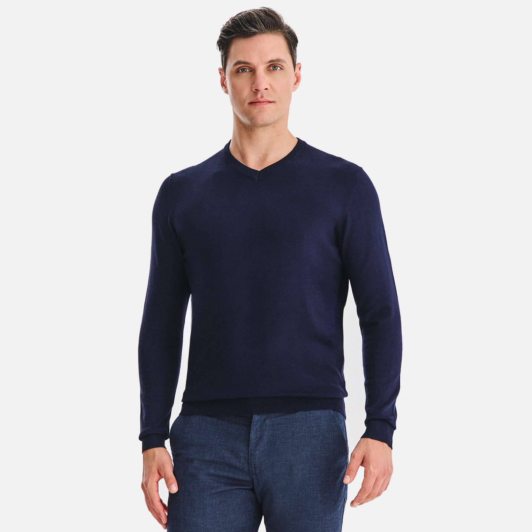 Pánský svetr v-neck v tmavě modré barvě Pako Lorente vel XXL