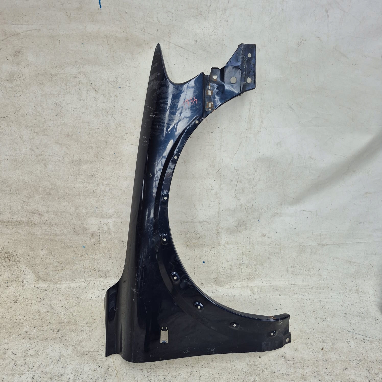 VOLVO XC70 and 00- fender front front right