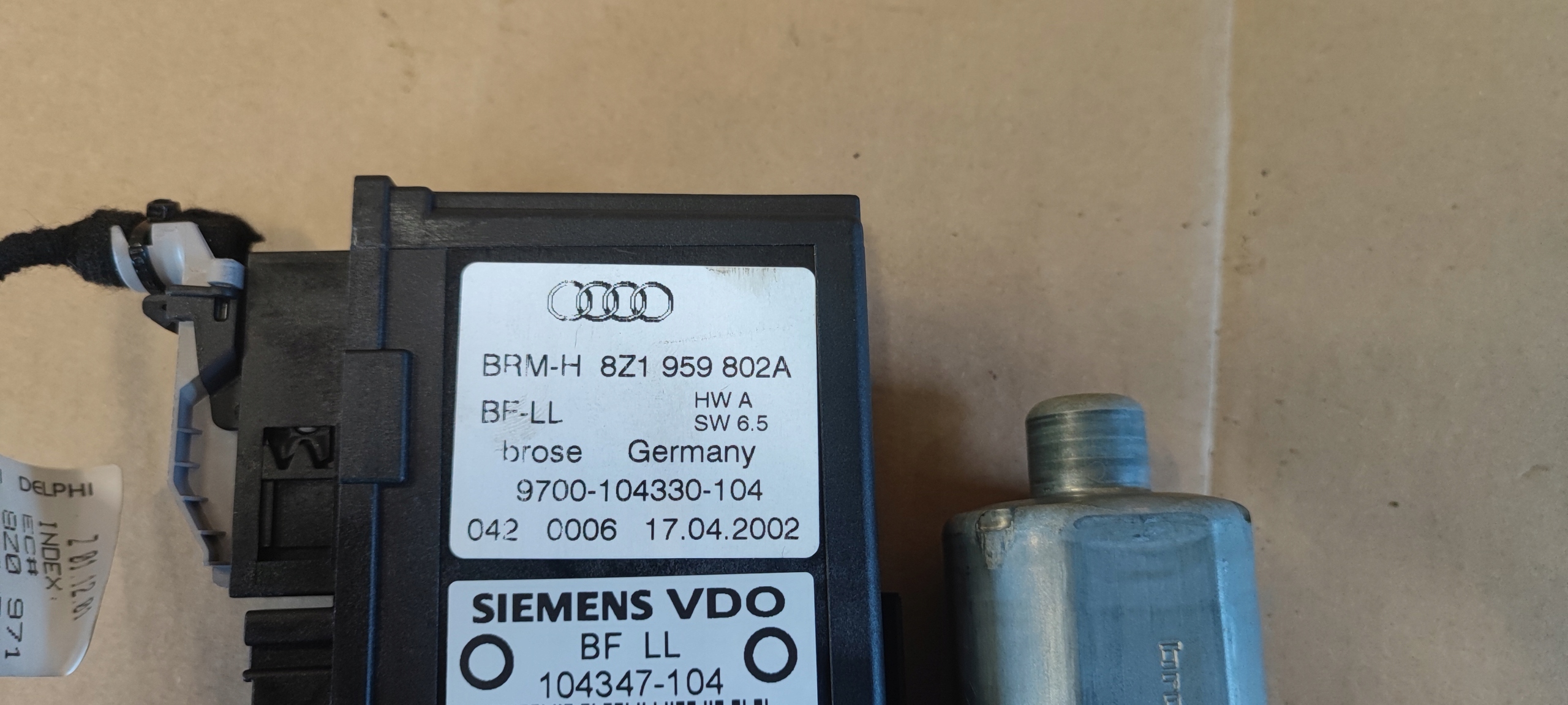 AUDI A2 mini motor PODNOSNIKA windows right front of the passenger