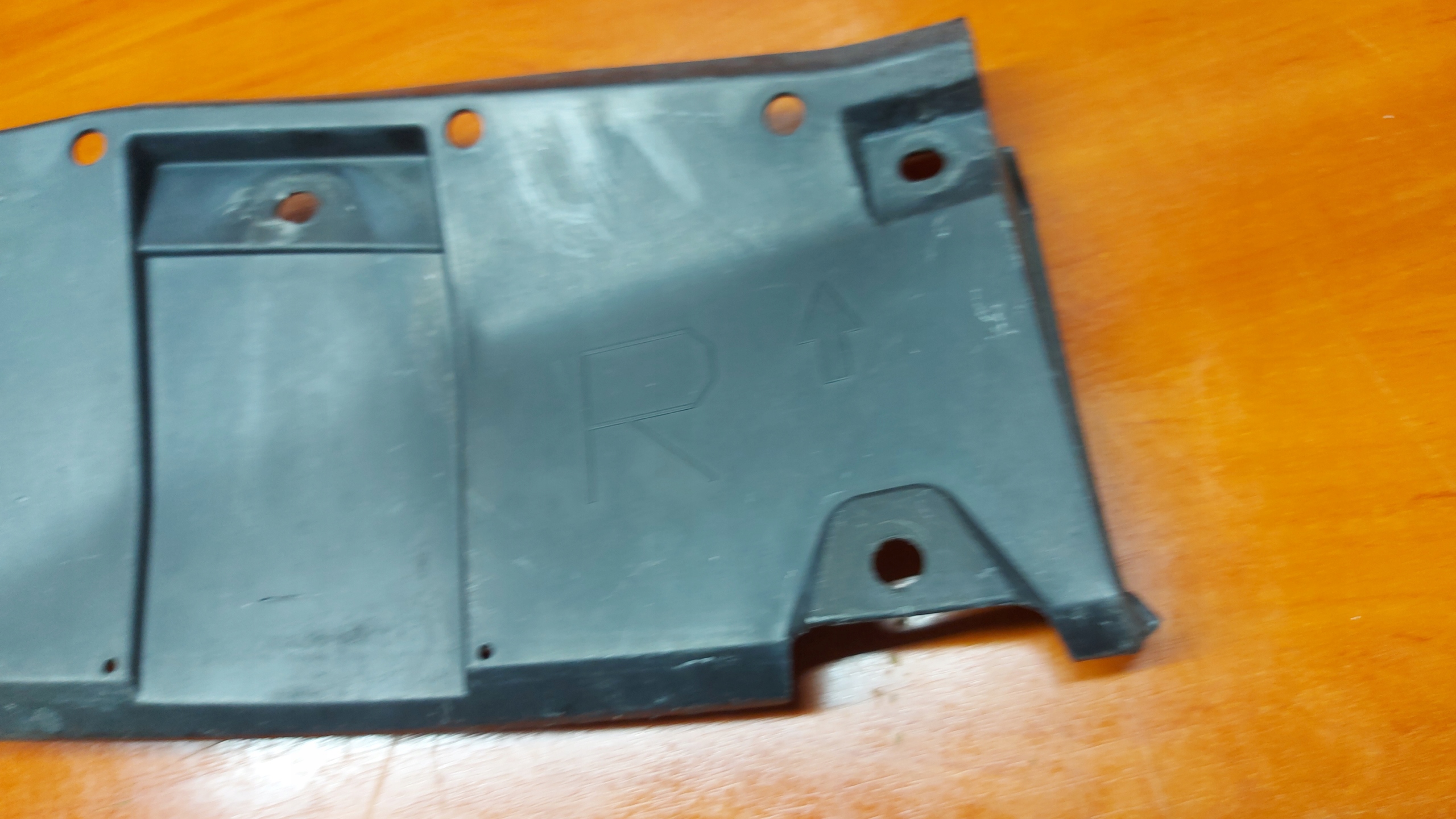 cover below bumper chassis right rear part TOYOTA RAV4 IV 12